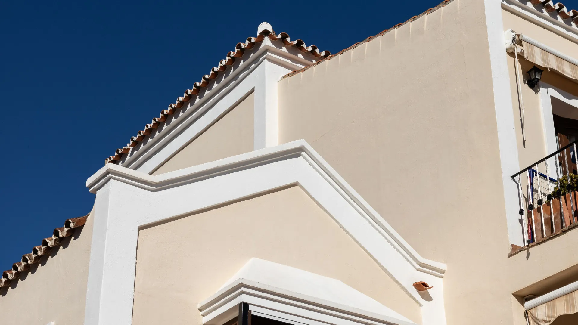 Pareado en venta de 4 dormitorios en Monte Mayor