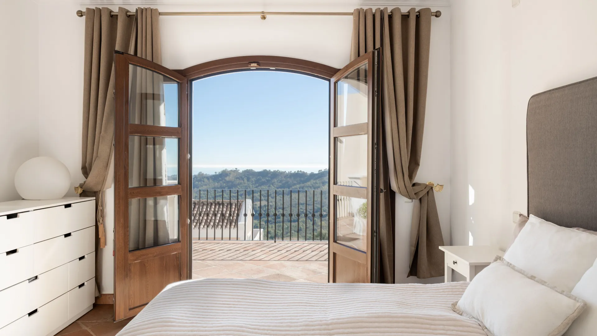 Pareado en venta de 4 dormitorios en Monte Mayor