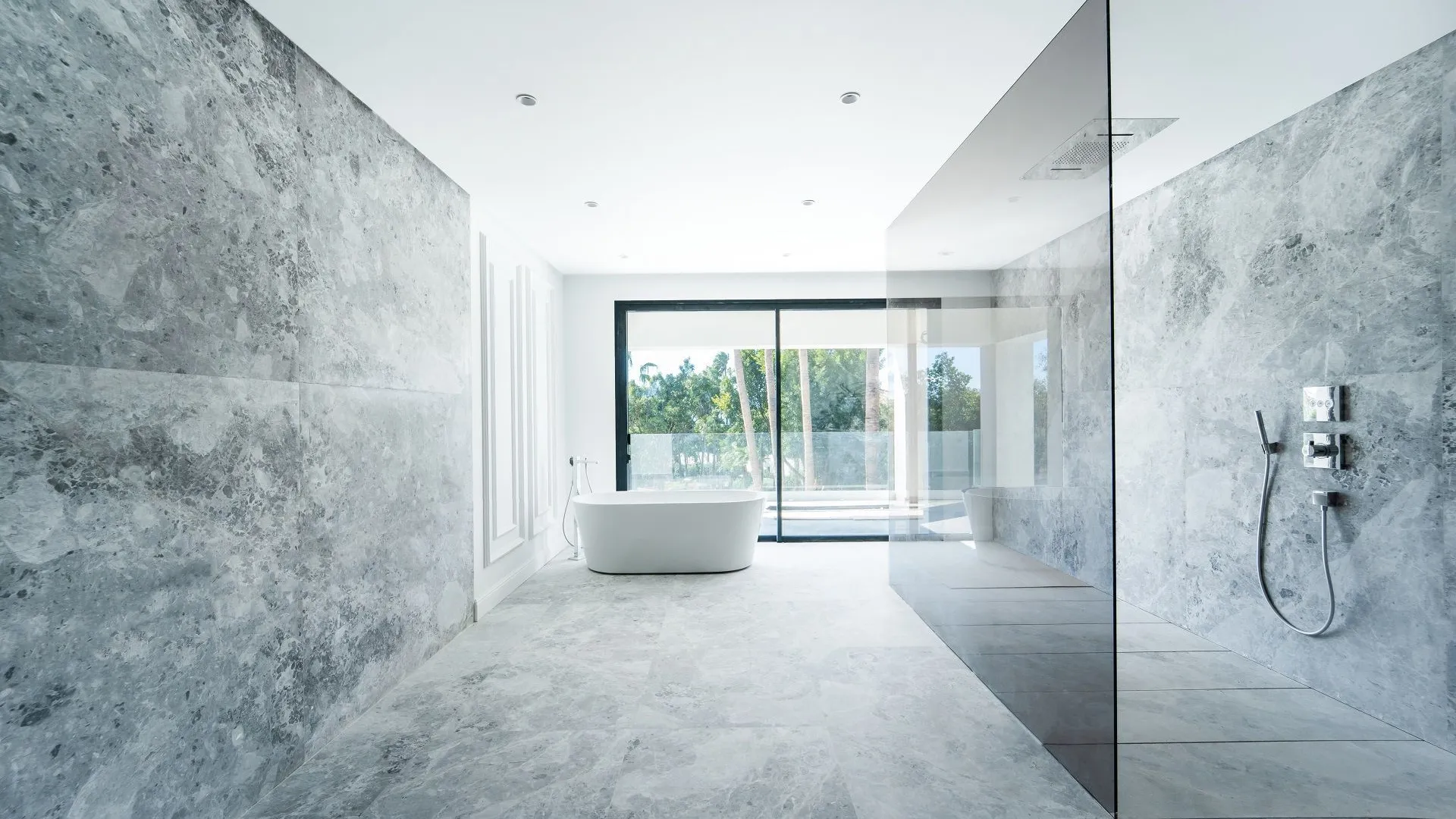 Villa for sale in Sierra Blanca with 6 bedrooms