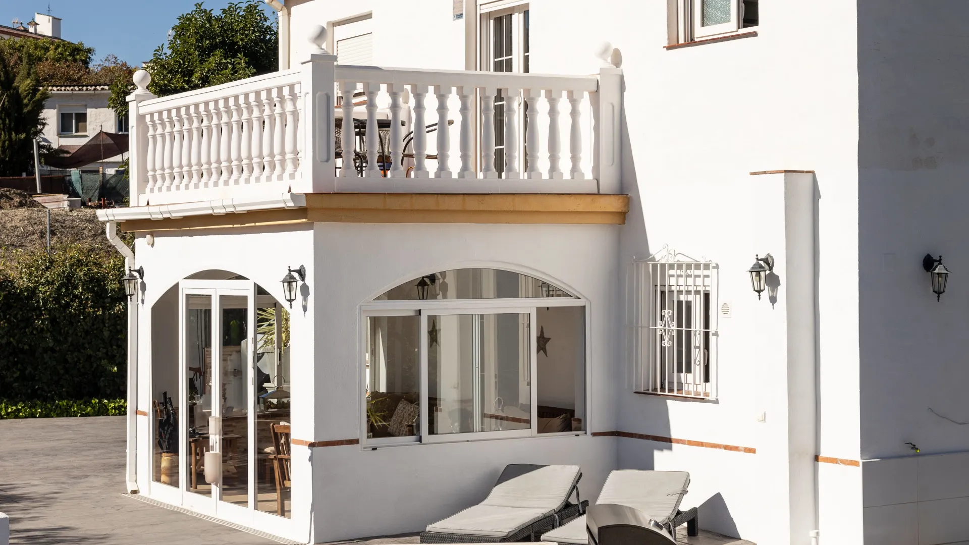 5 bedrooms villa for sale in Coin Centro