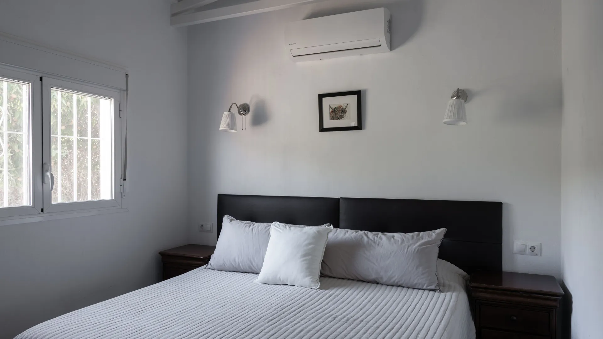 5 bedrooms villa for sale in Coin Centro