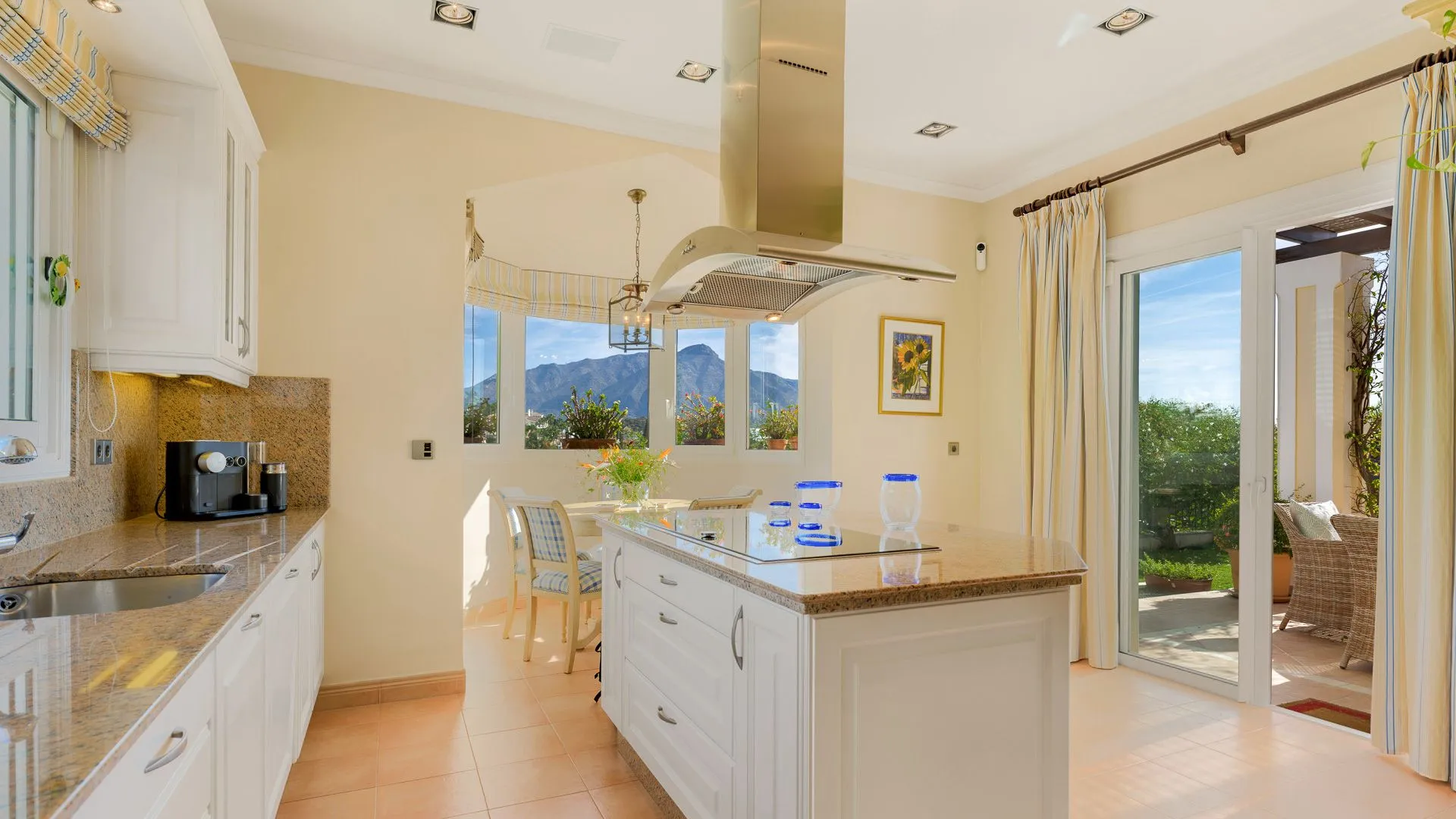 Benahavis, villa en venta