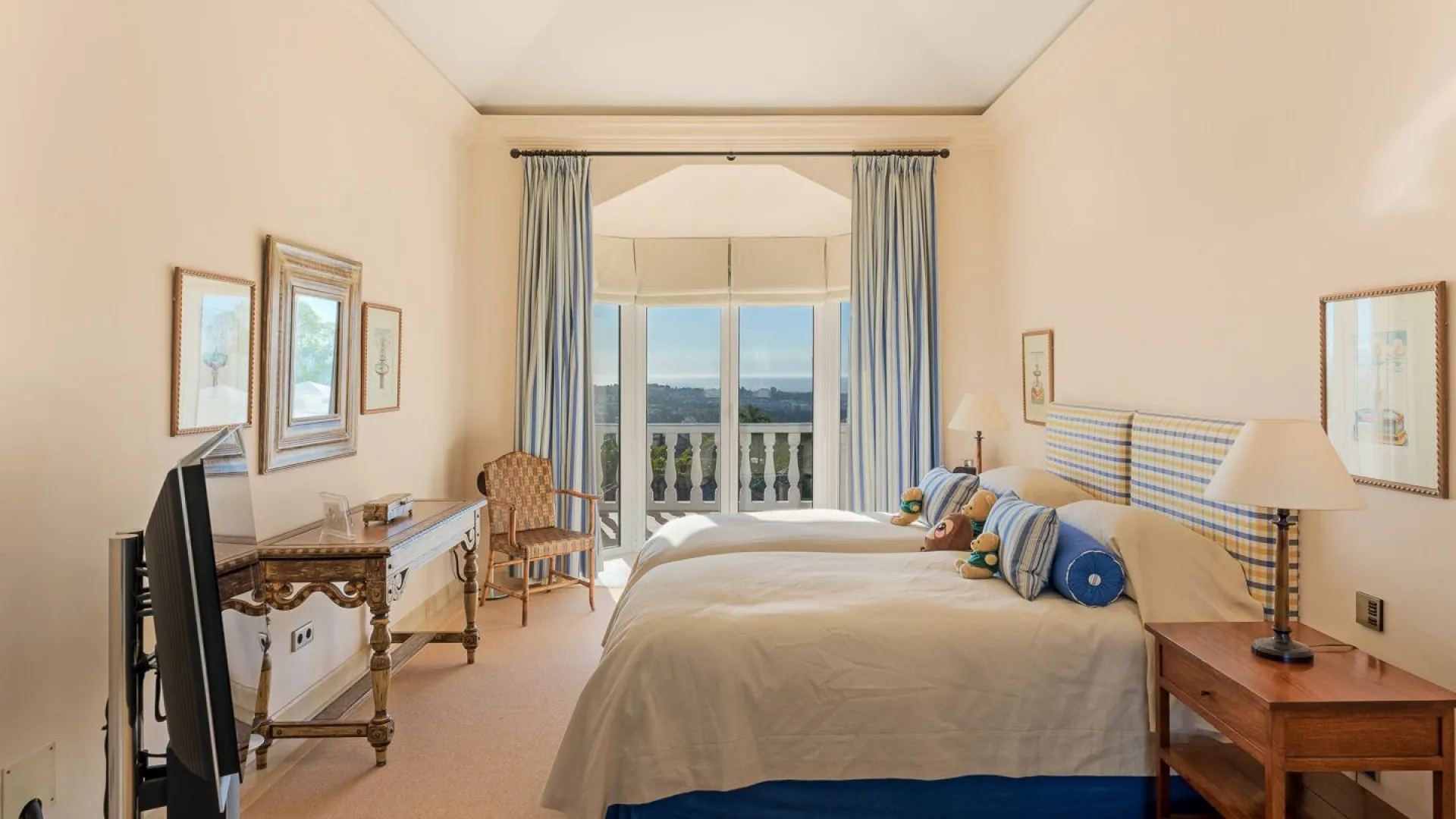 Benahavis, villa en venta