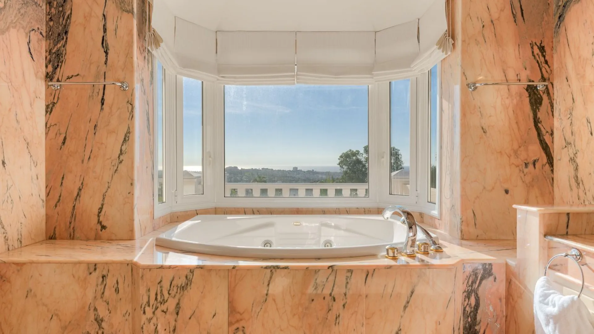 Benahavis, villa en venta