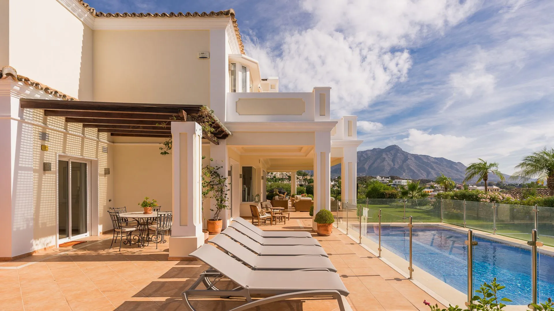 Benahavis, villa en venta