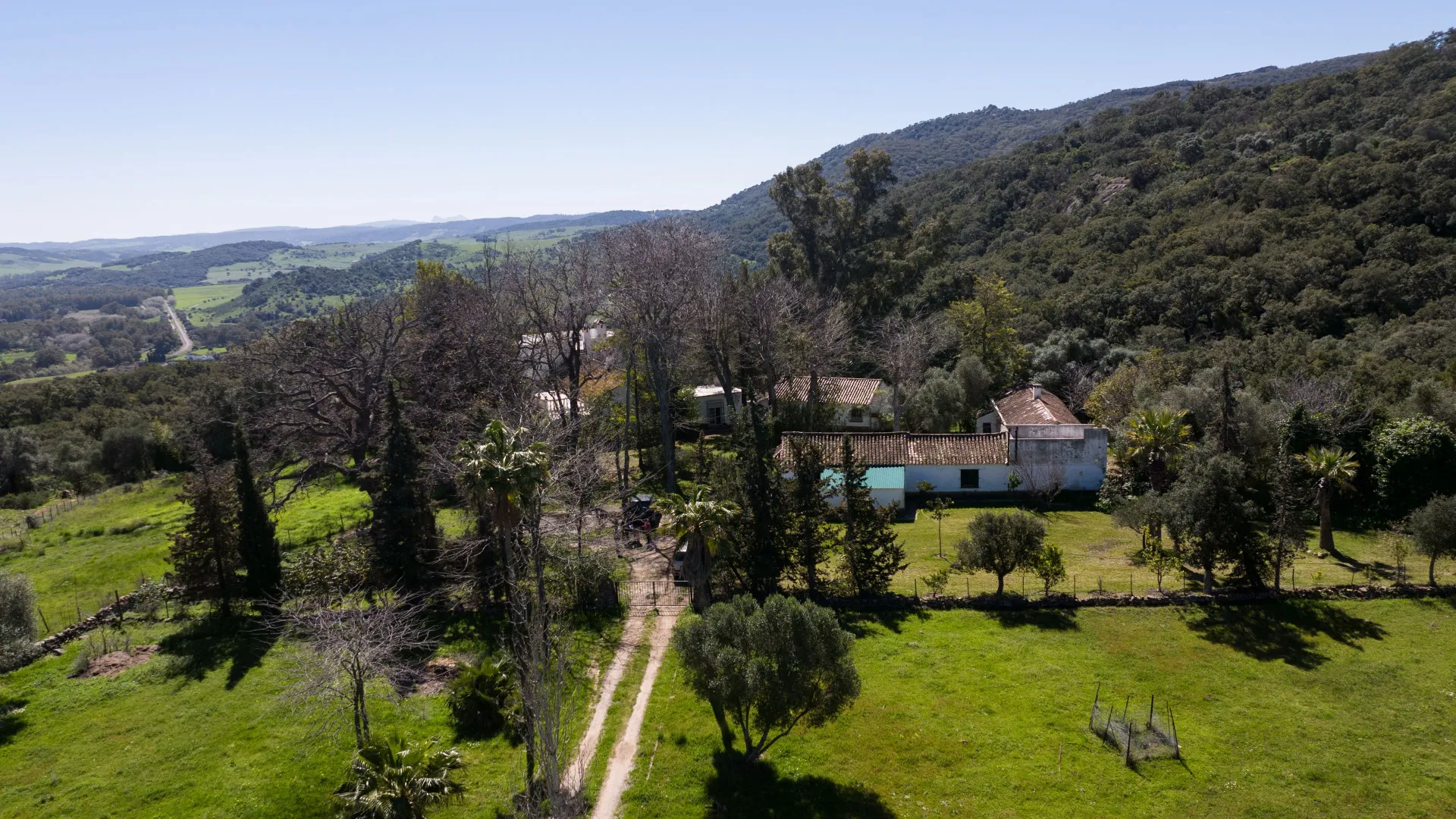 Finca for sale in Jimena de La Frontera