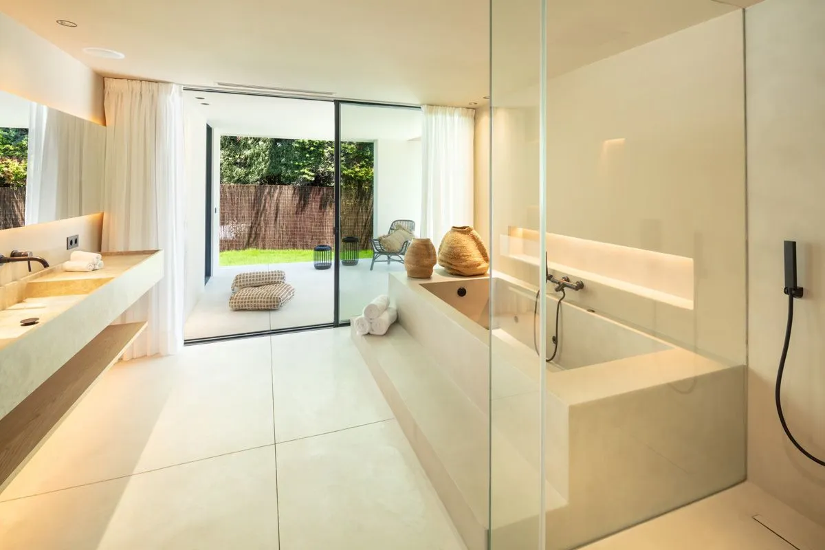 Villa a la venta de 4 dormitorios en Nueva Andalucia