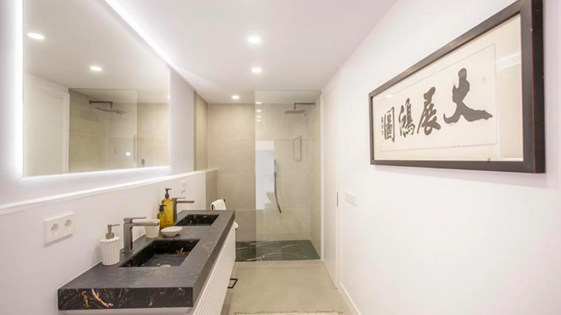 Villa en venta en Nagüeles con 5 dormitorios