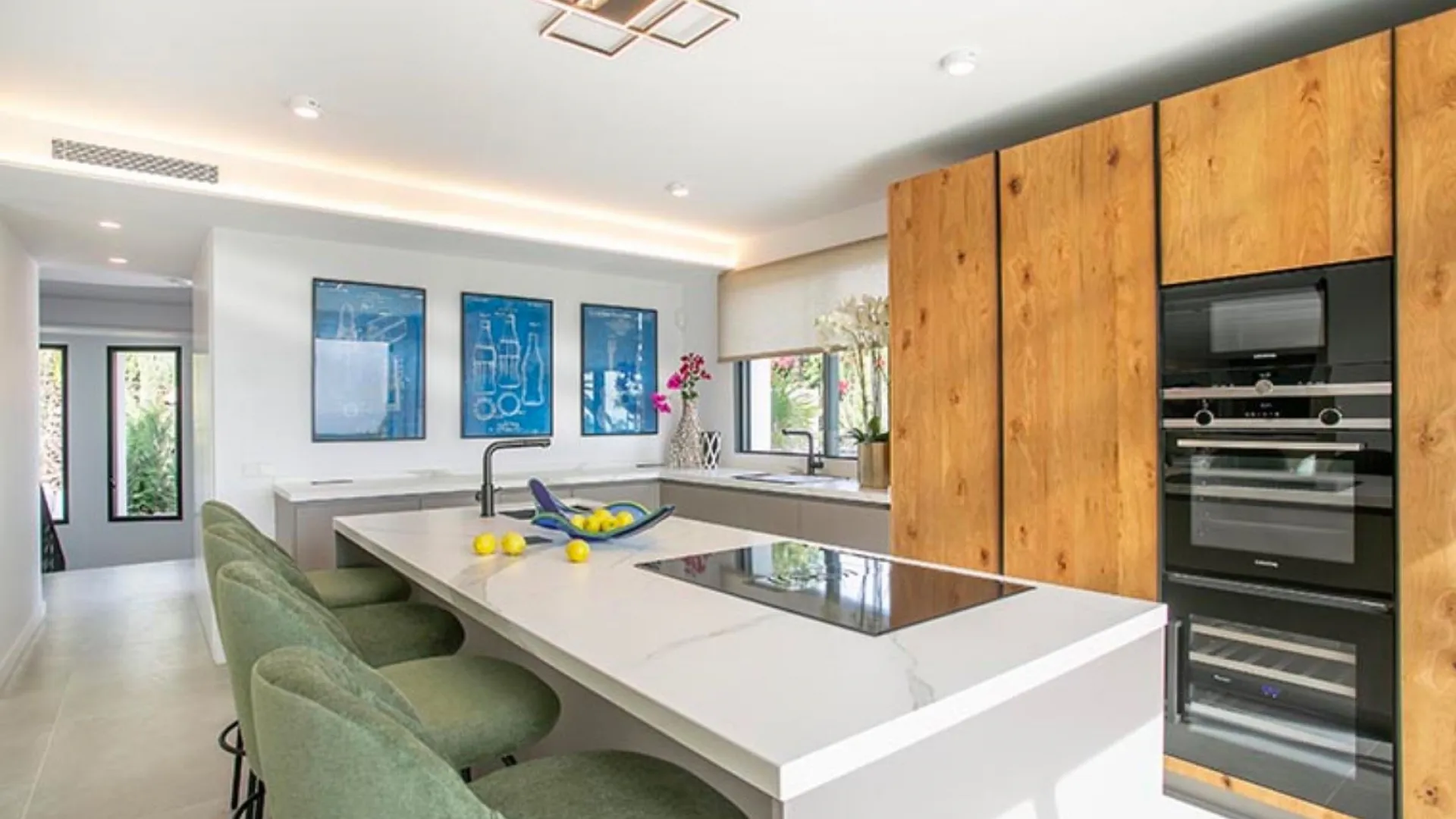 Villa en venta en Nagüeles con 5 dormitorios