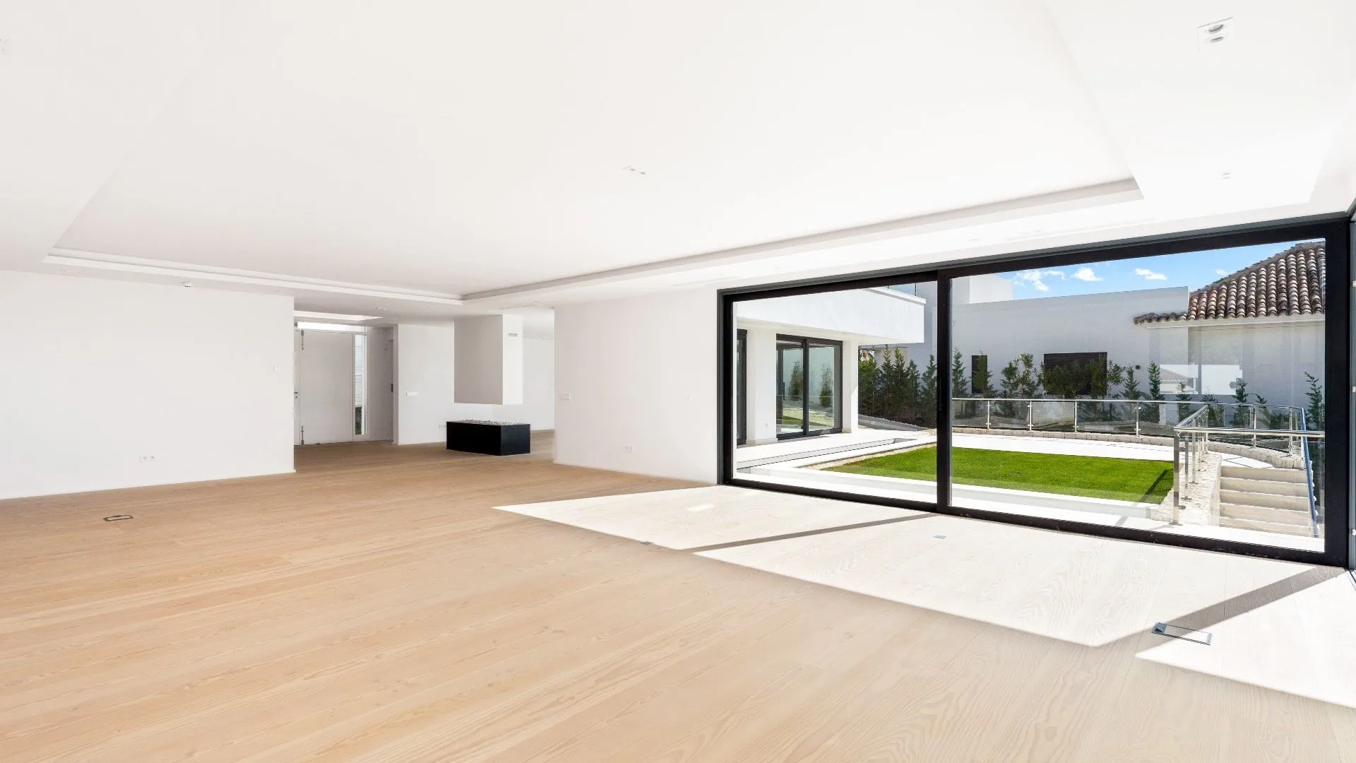 For sale Nueva Andalucia 4 bedrooms house