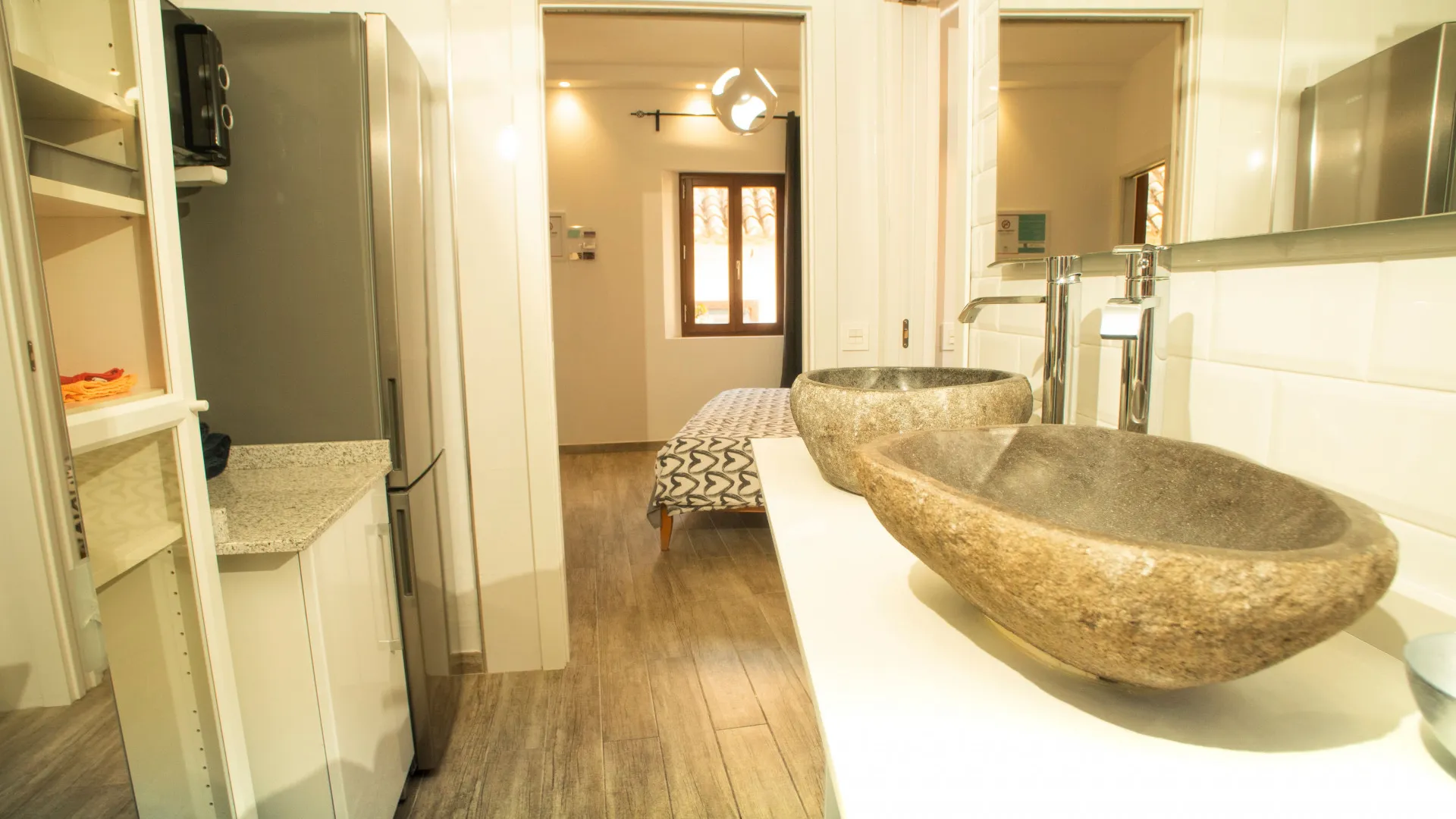 Buy unique building in Malaga with 4 bedrooms