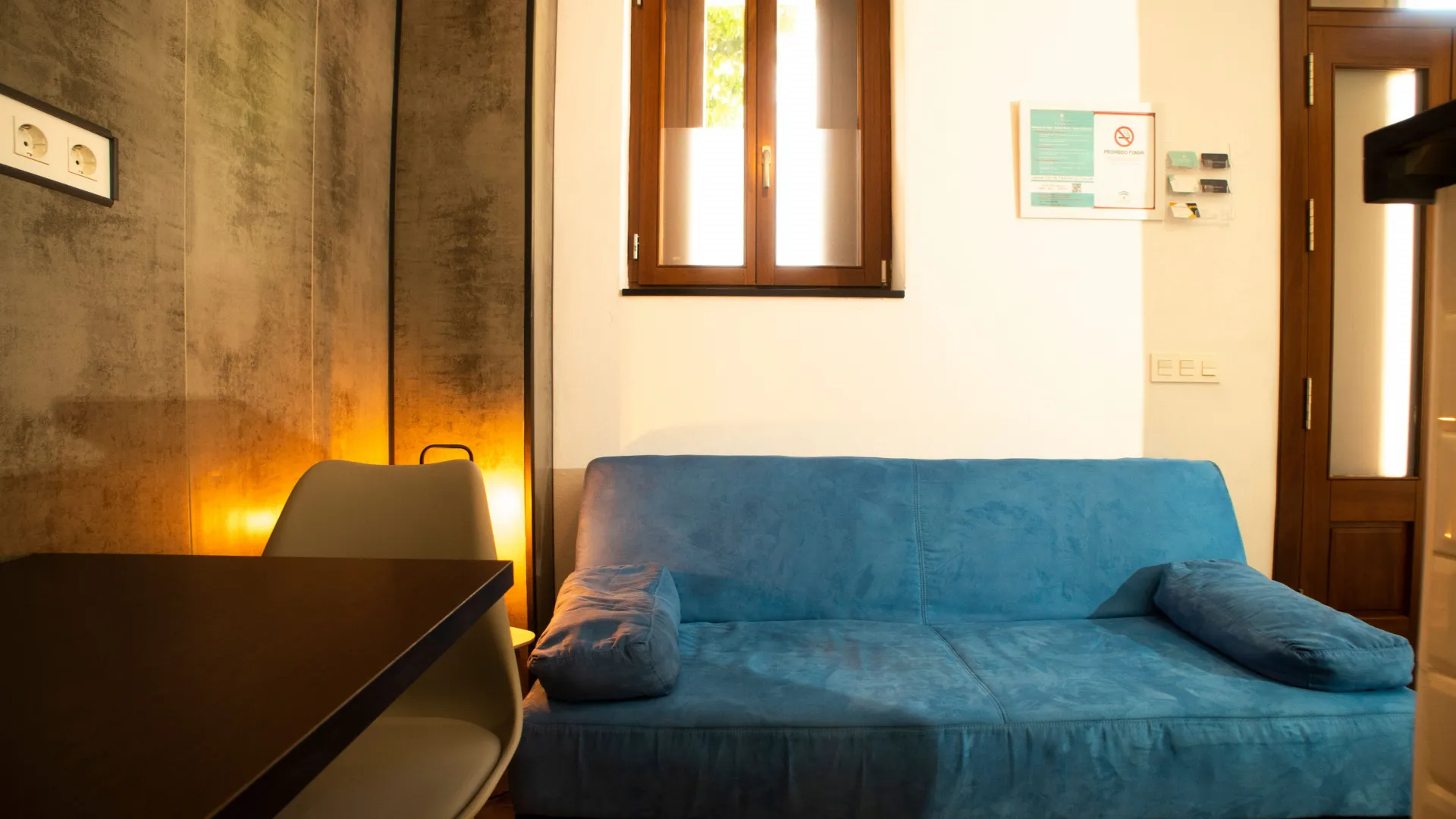 Buy unique building in Malaga with 4 bedrooms