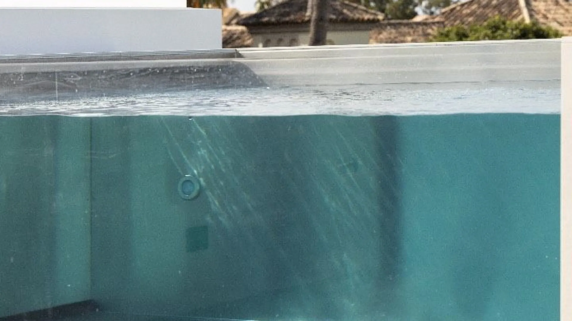 Pareado de 4 dormitorios en venta en Marbella - Puerto Banus