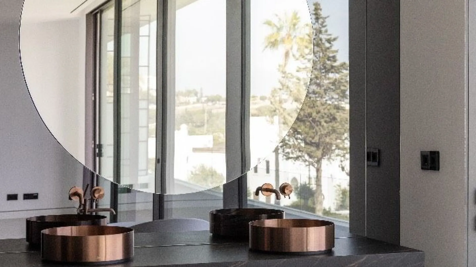 Pareado de 4 dormitorios en venta en Marbella - Puerto Banus