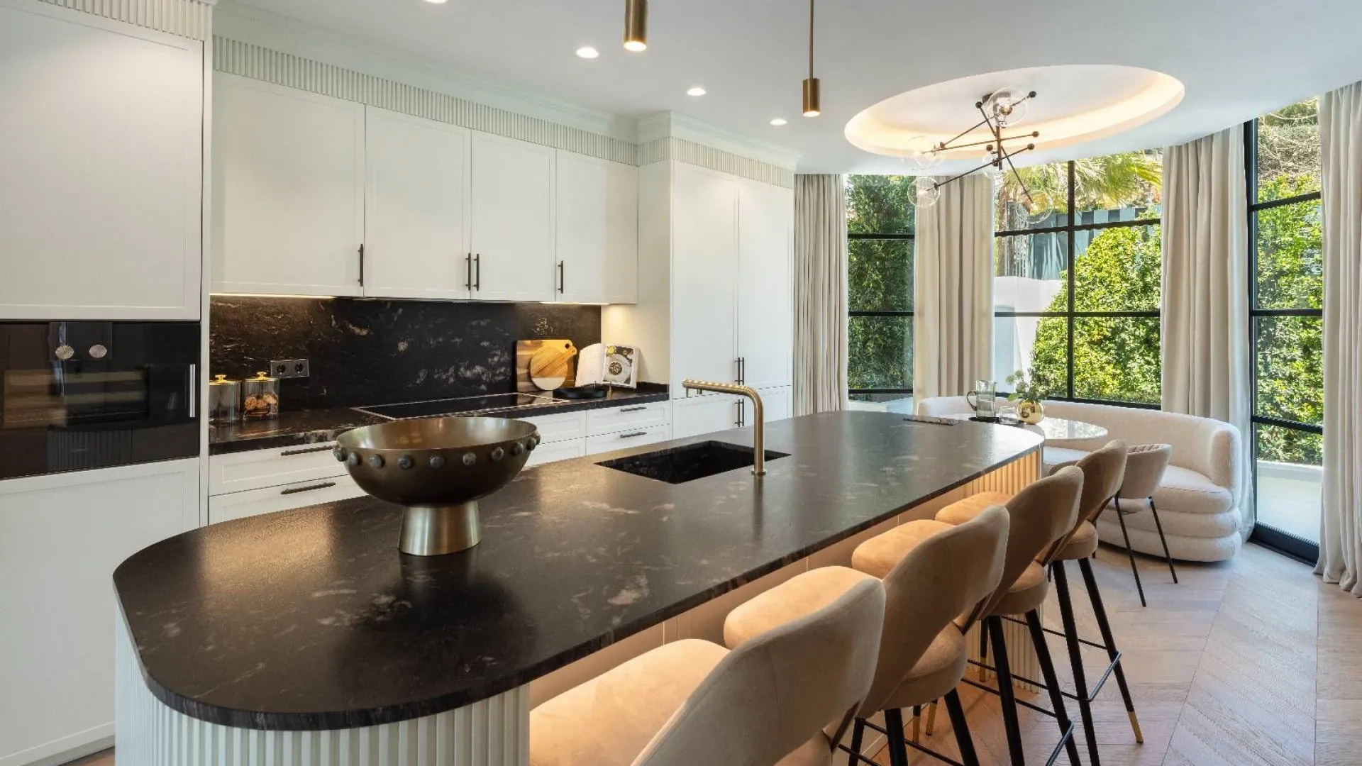 Lomas de Sierra Blanca, villa en venta