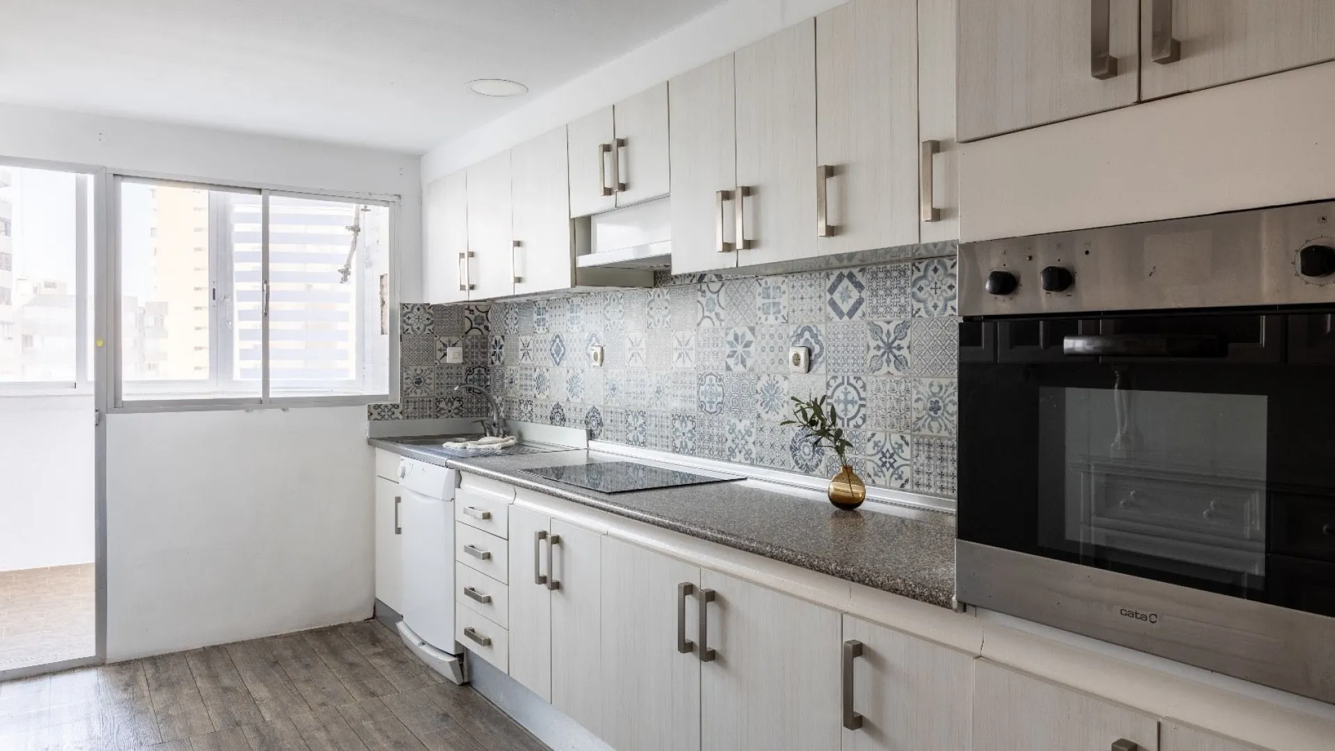 Apartamento en venta en La Malagueta - La Caleta