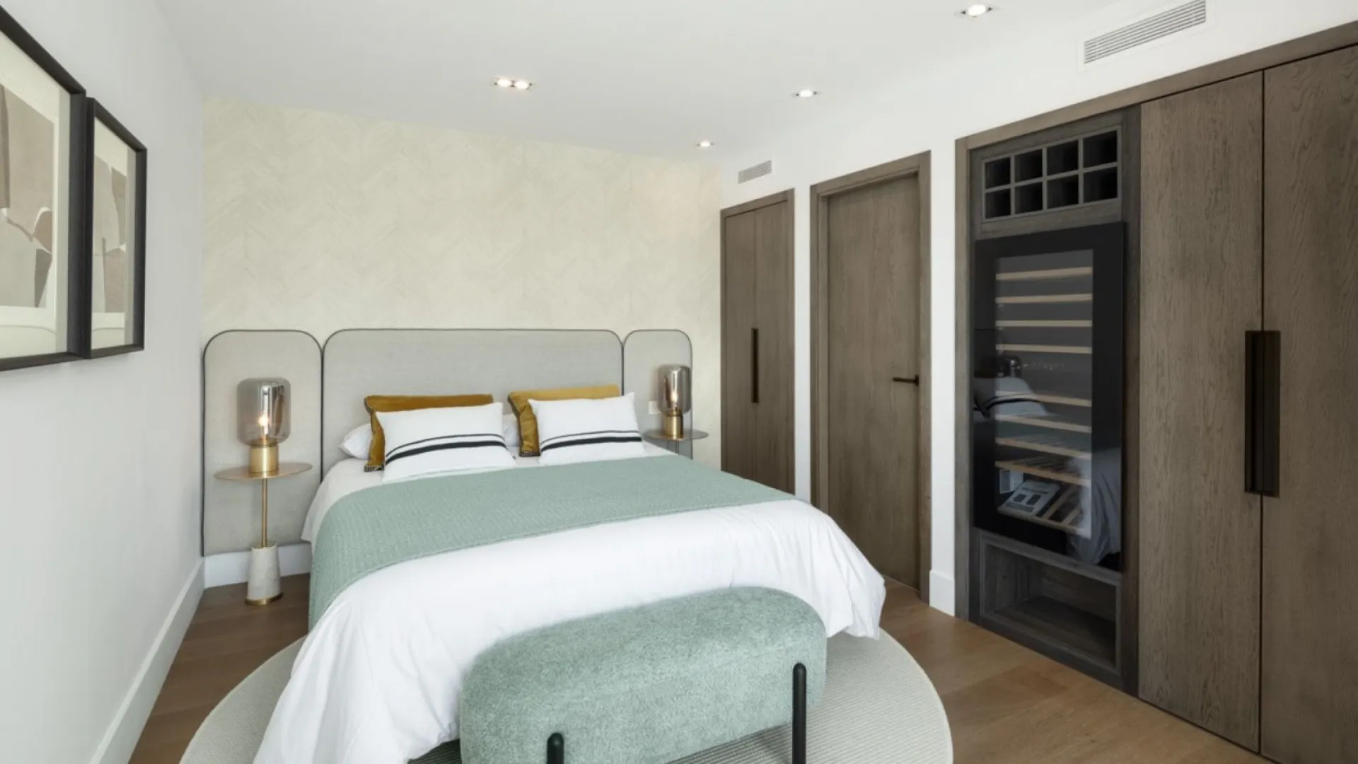 Nueva Andalucia, villa a la venta de 5 dormitorios