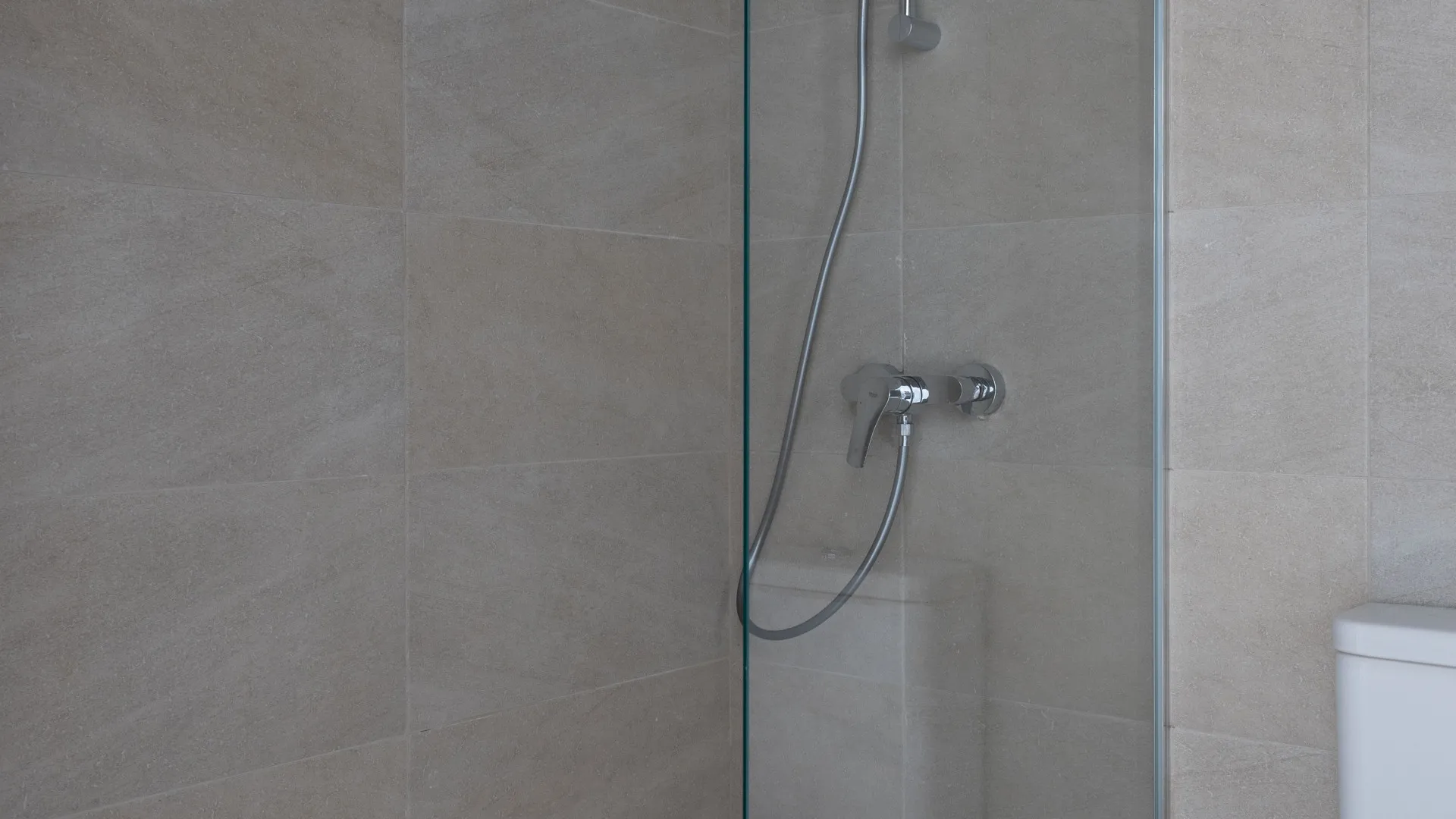 Apartamento de 3 dormitorios a la venta en Malaga