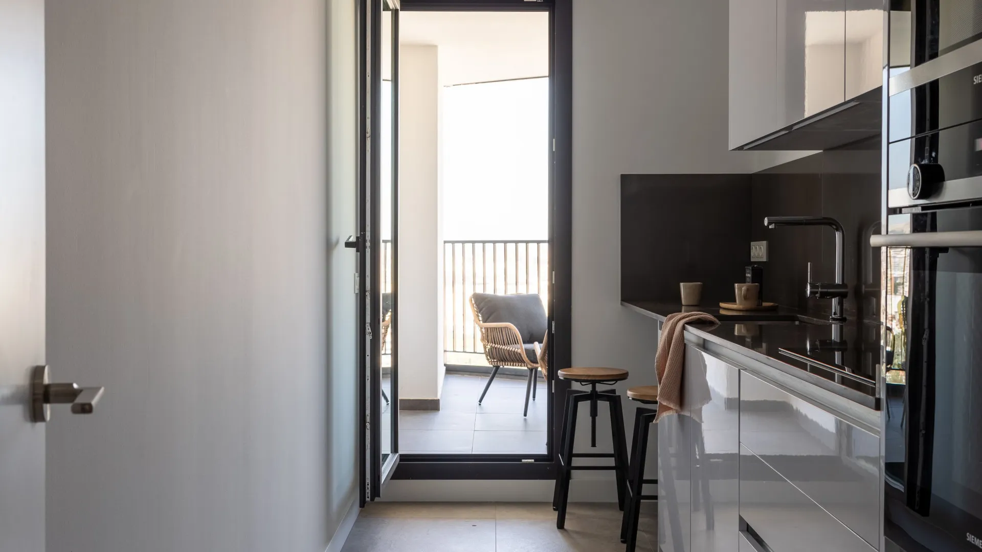 Apartamento de 3 dormitorios a la venta en Malaga