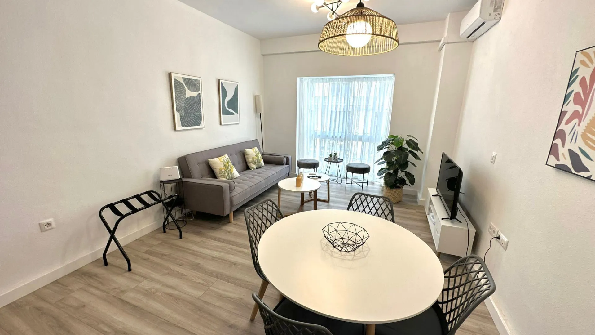 For sale 2 bedrooms apartment in Malaga