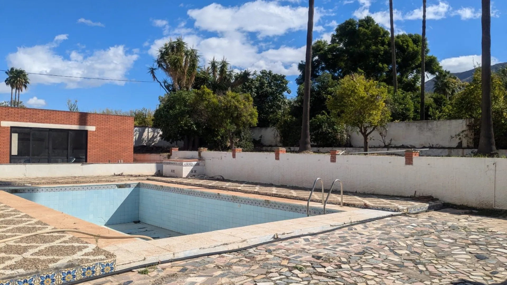 Villa a la venta en Alhaurin el Grande