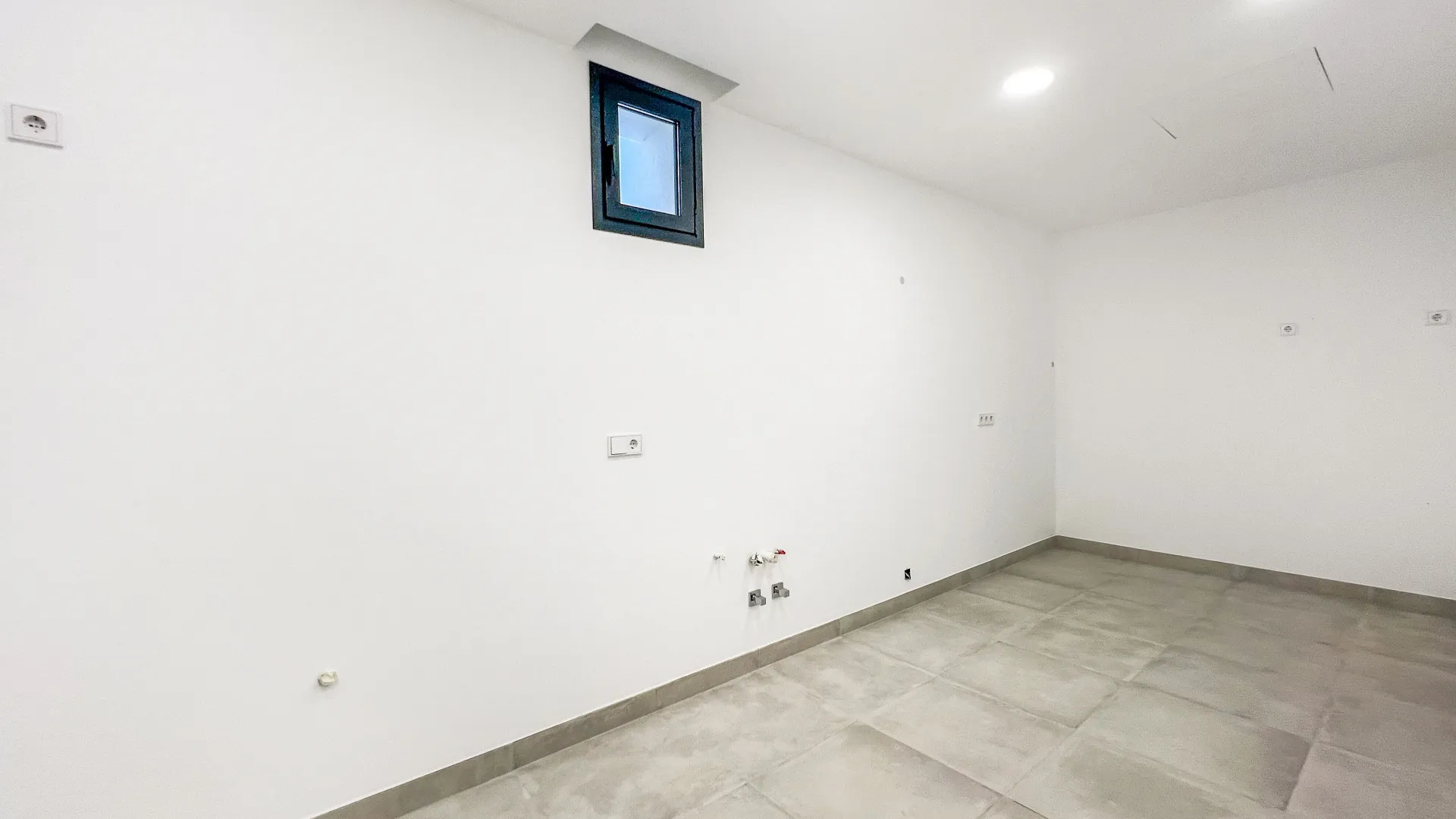 Villa for sale in Las Lomas del Marbella Club with 6 bedrooms