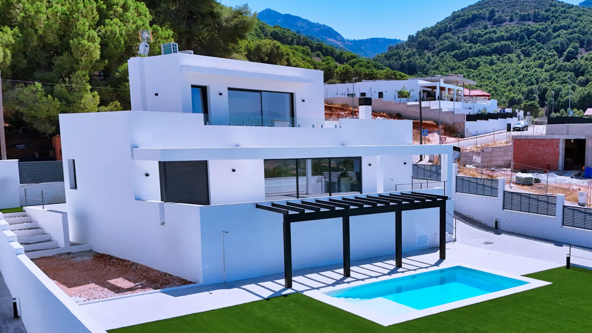Villa for sale in Pinos de Alhaurín with 4 bedrooms