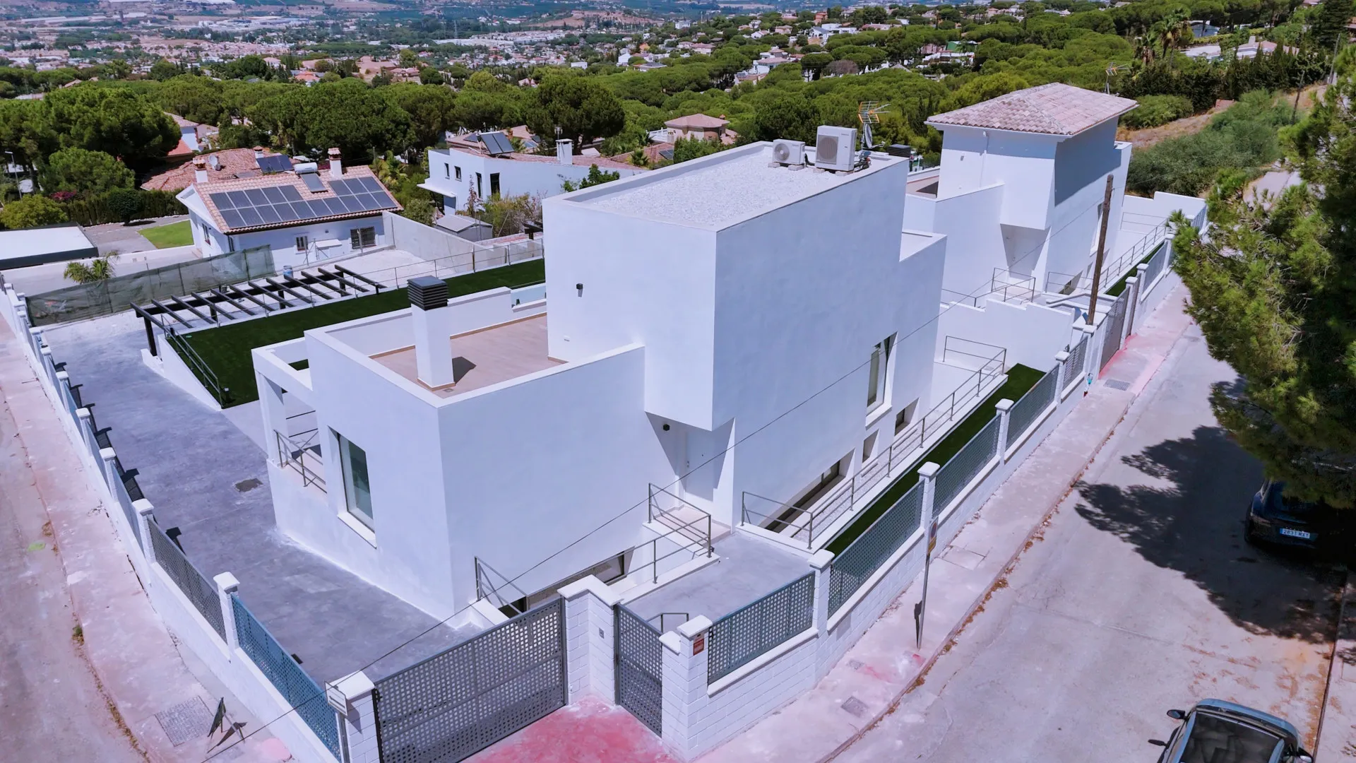 Villa for sale in Pinos de Alhaurín with 4 bedrooms
