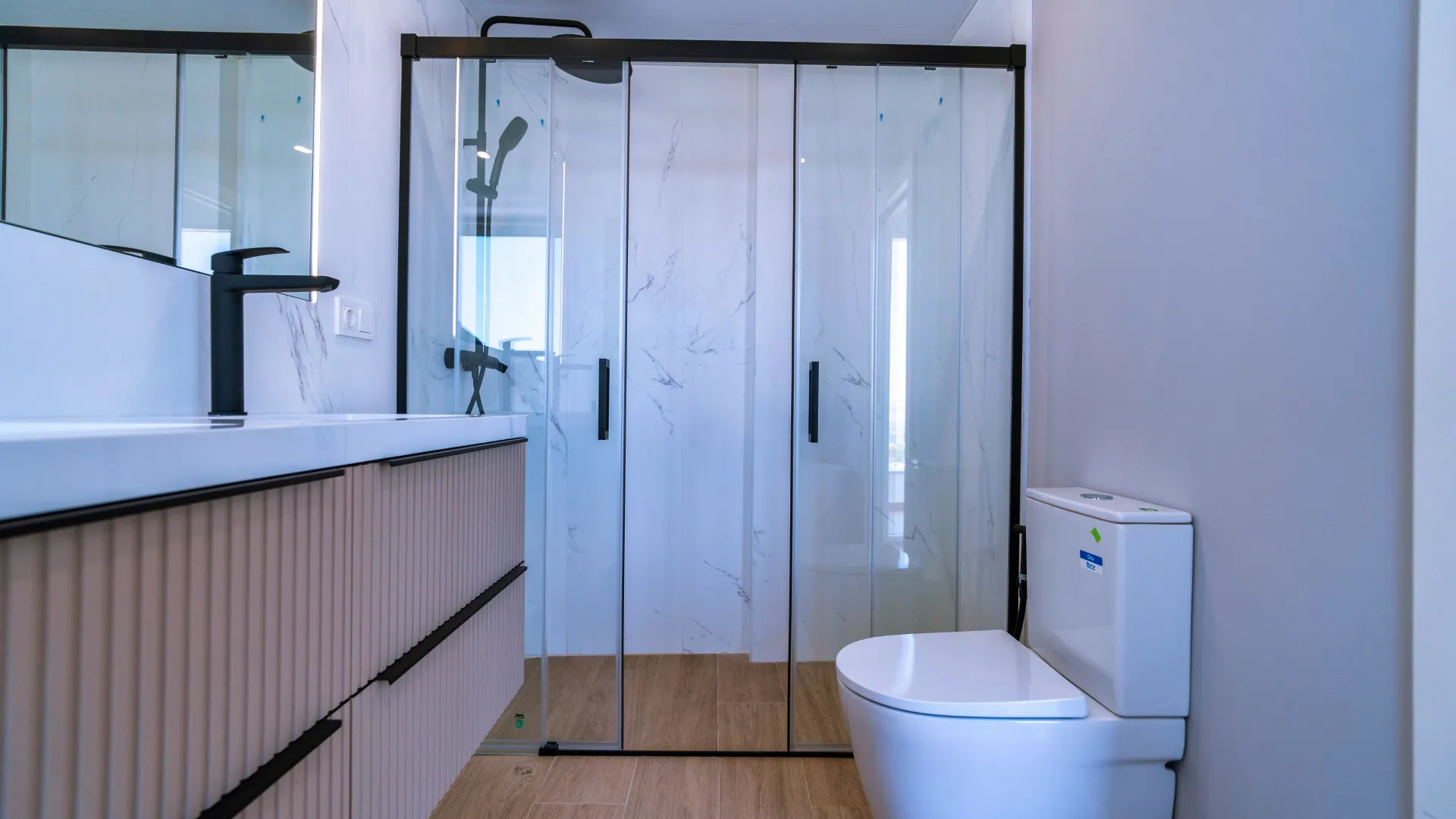 Villa for sale in Pinos de Alhaurín with 4 bedrooms