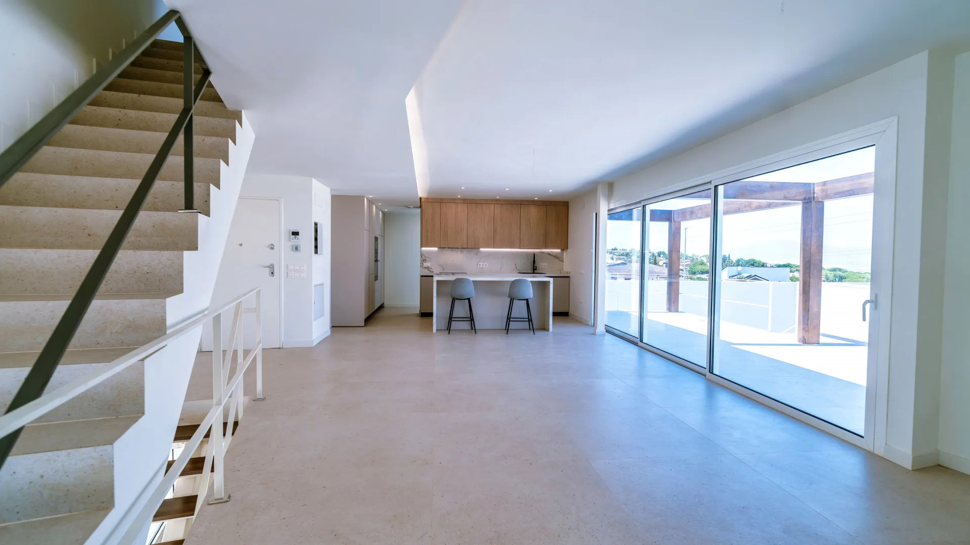 Villa for sale in Pinos de Alhaurín with 4 bedrooms