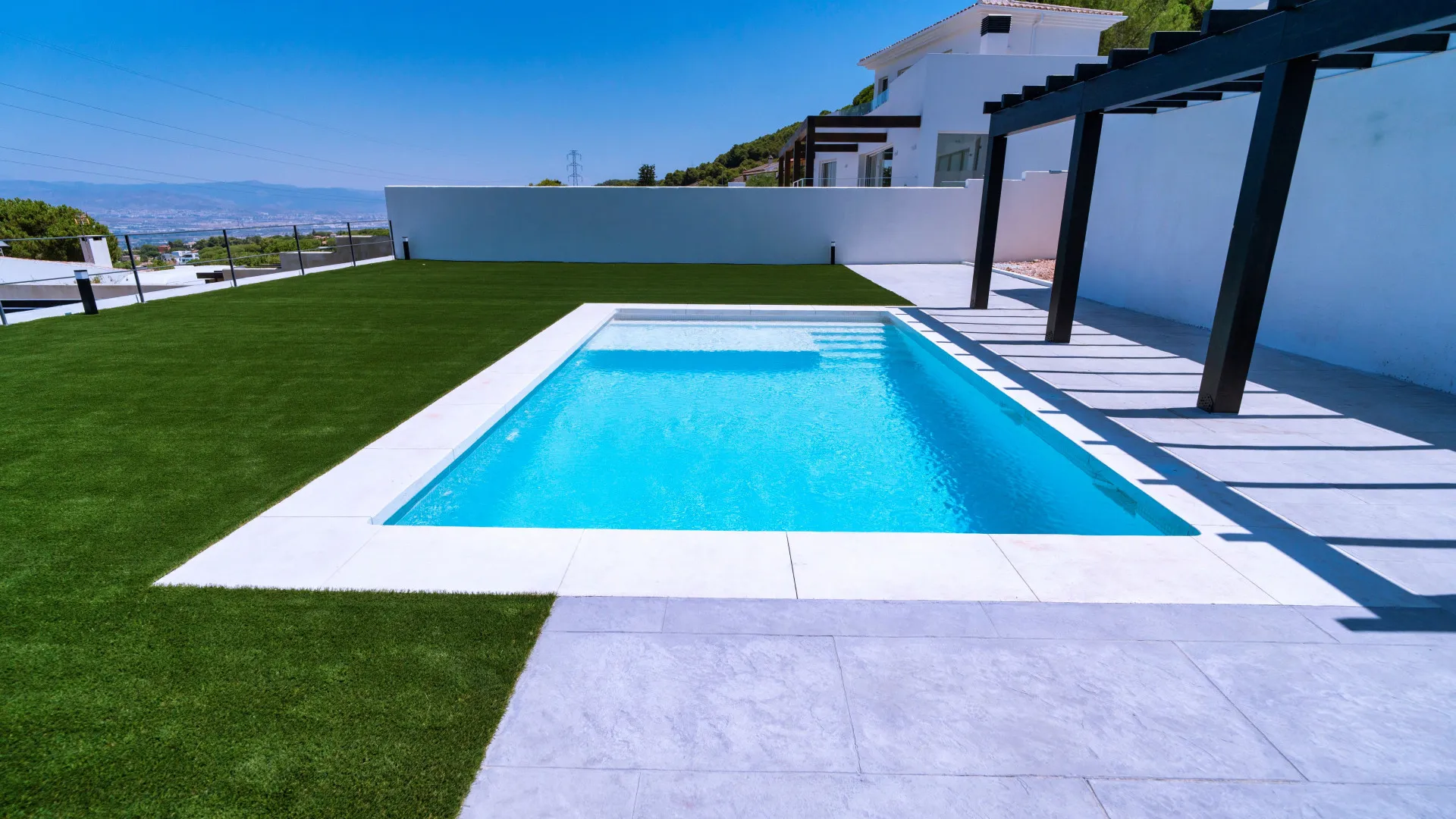 Villa for sale in Pinos de Alhaurín with 4 bedrooms