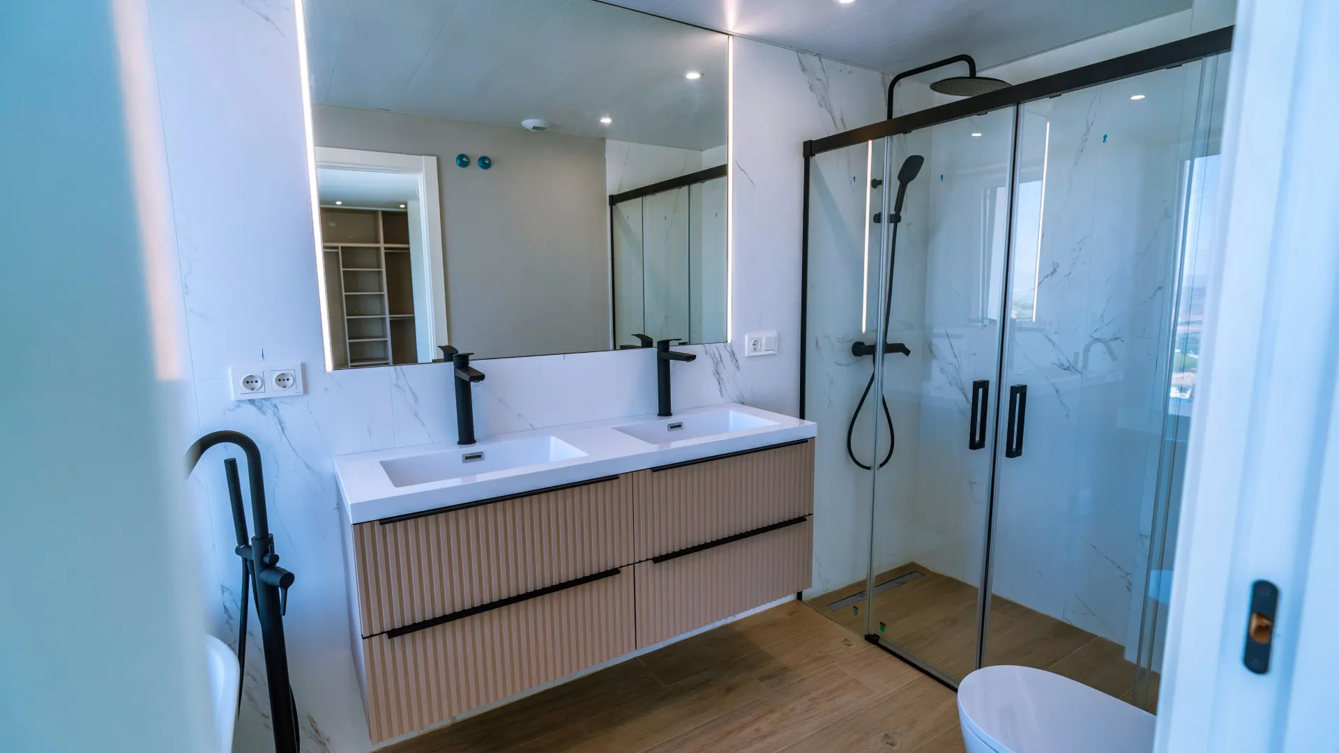 Villa for sale in Pinos de Alhaurín with 4 bedrooms