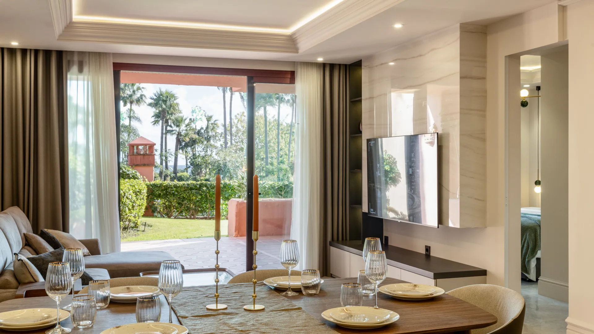 Apartamento planta baja a la venta en Beach Side New Golden Mile de 3 dormitorios