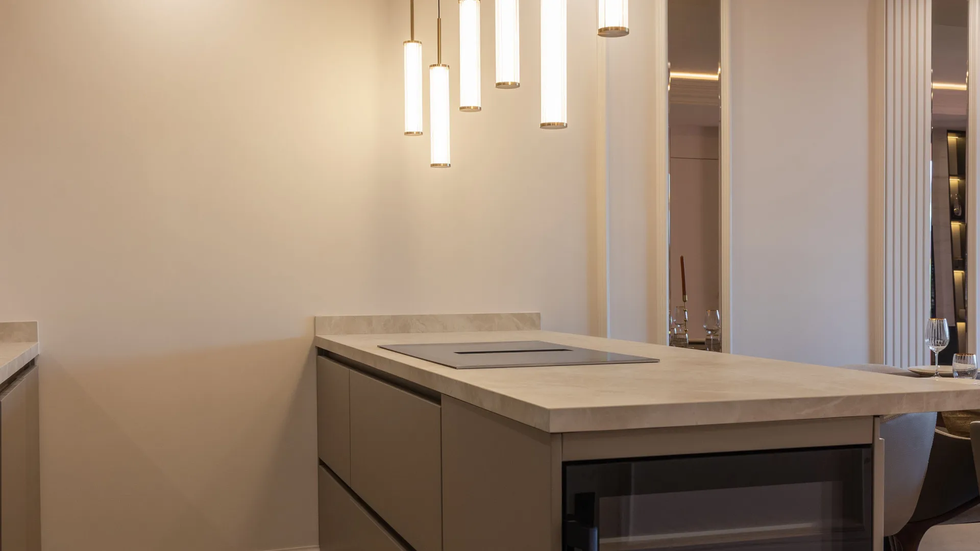 Apartamento planta baja a la venta en Beach Side New Golden Mile de 3 dormitorios