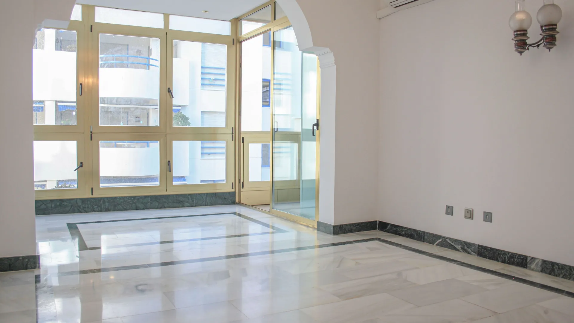 Apartamento en venta en Marbella Centro de 2 dormitorios