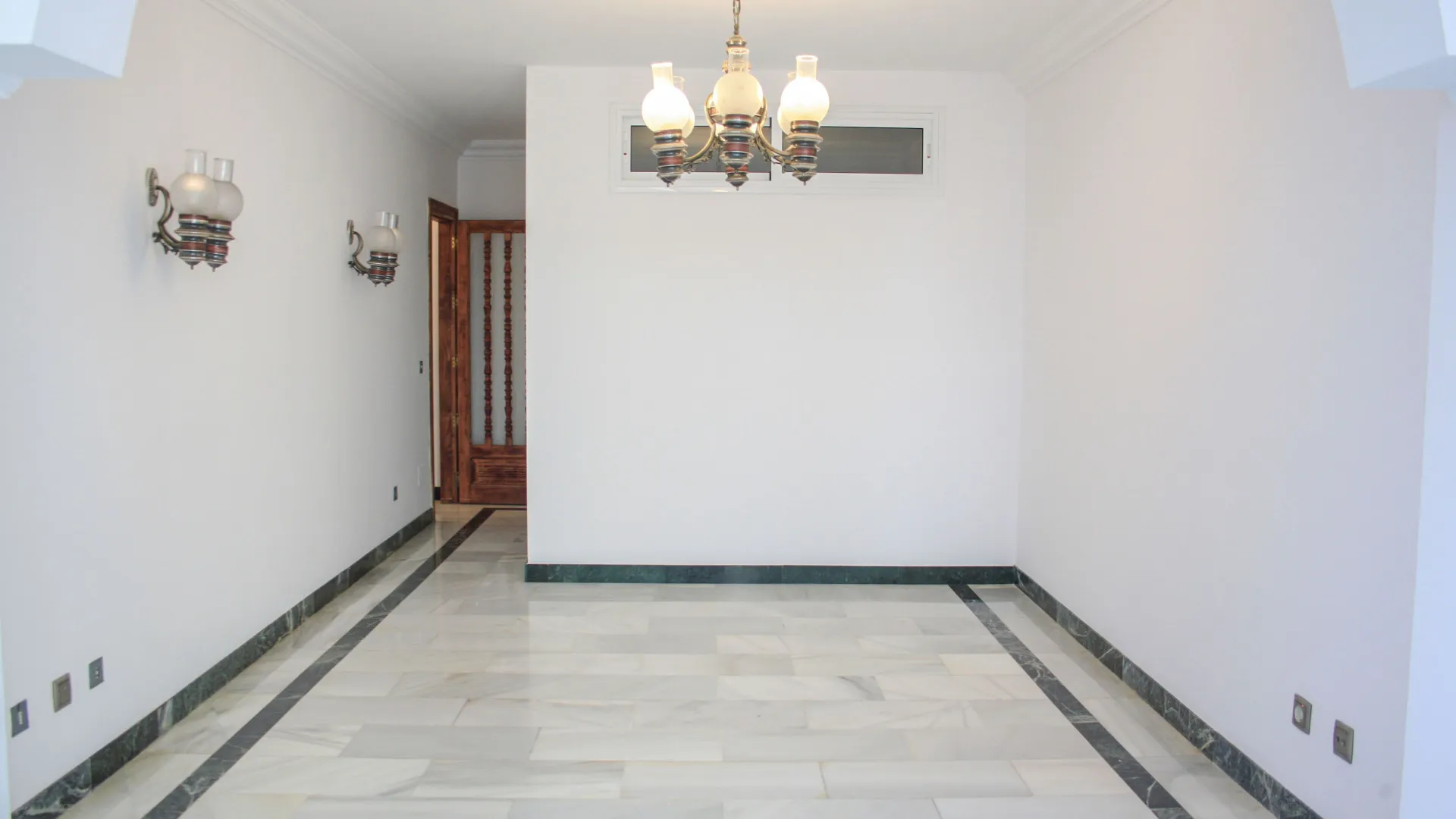 Apartamento en venta en Marbella Centro de 2 dormitorios