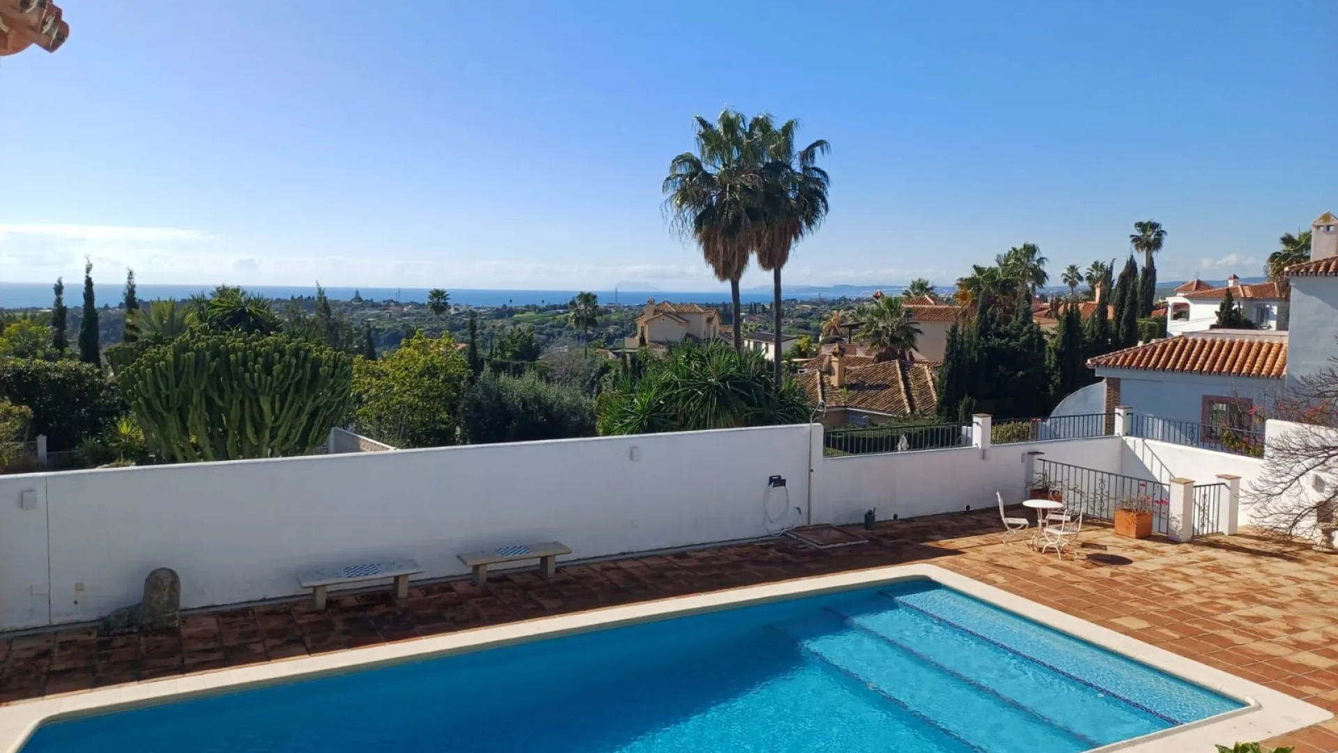 Villa en venta en Estepona