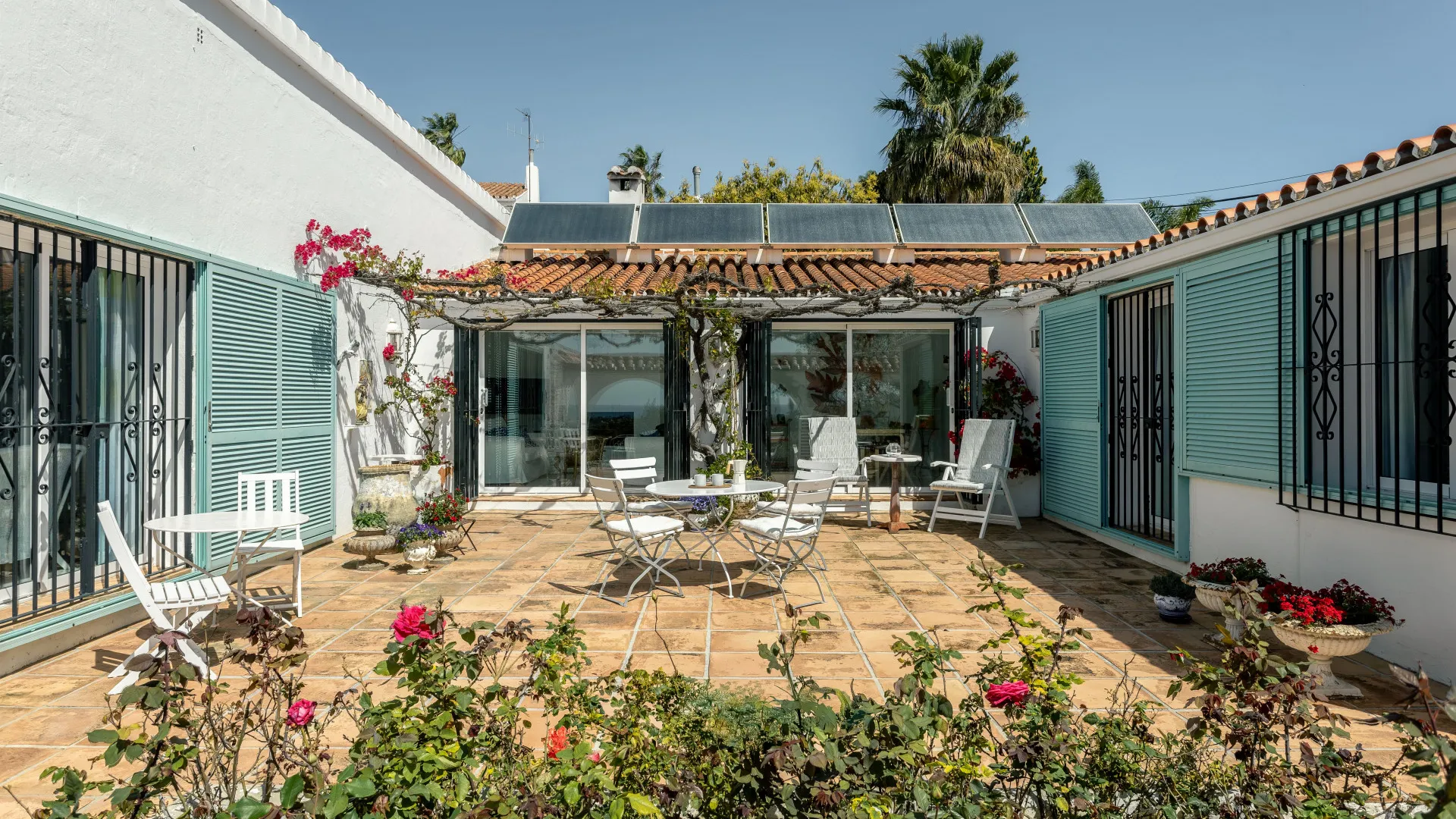 Villa en venta en Estepona
