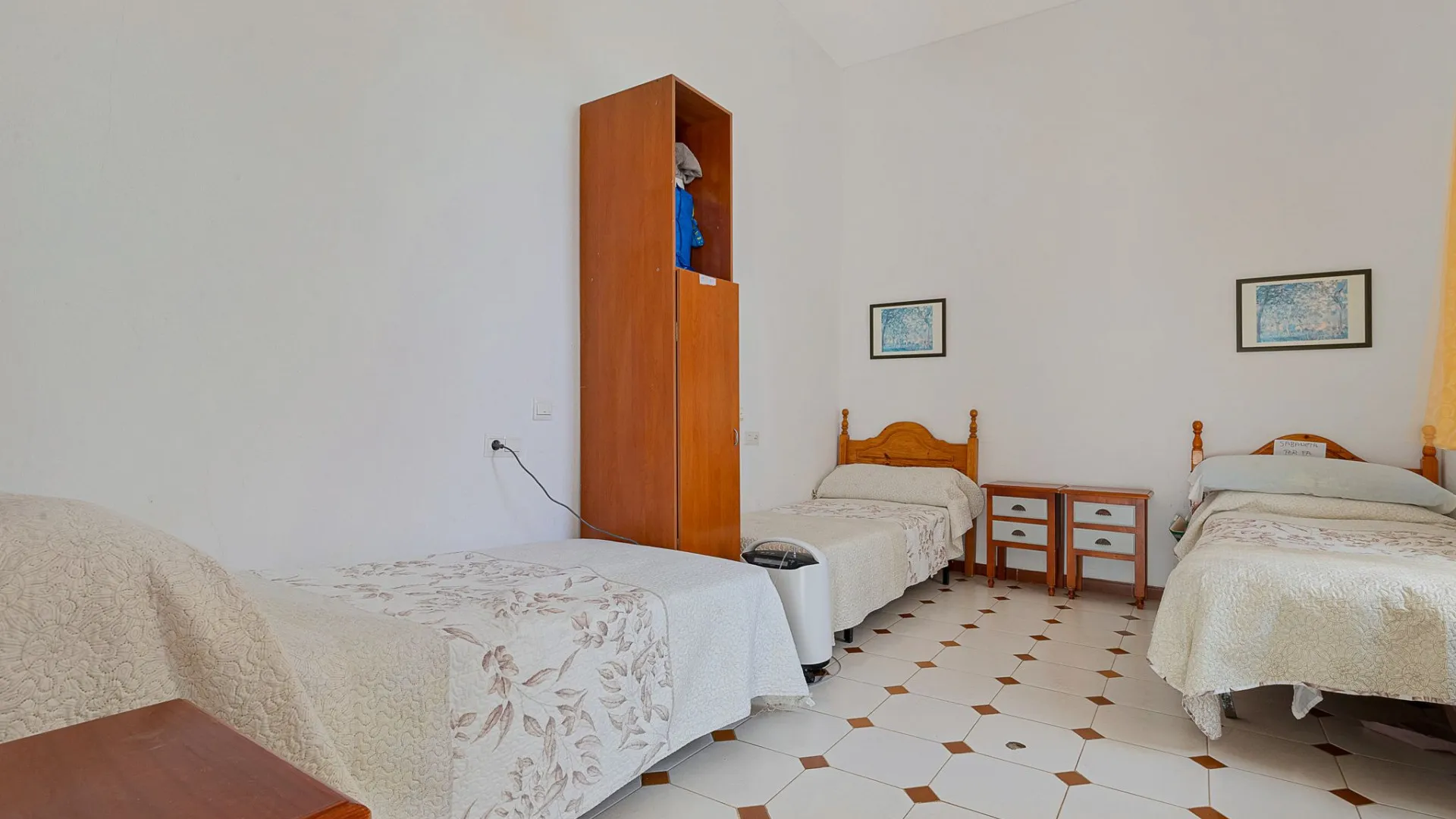 Puerto de la Torre unique building for sale