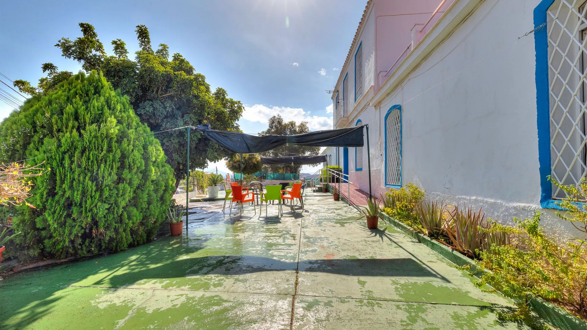 Puerto de la Torre unique building for sale