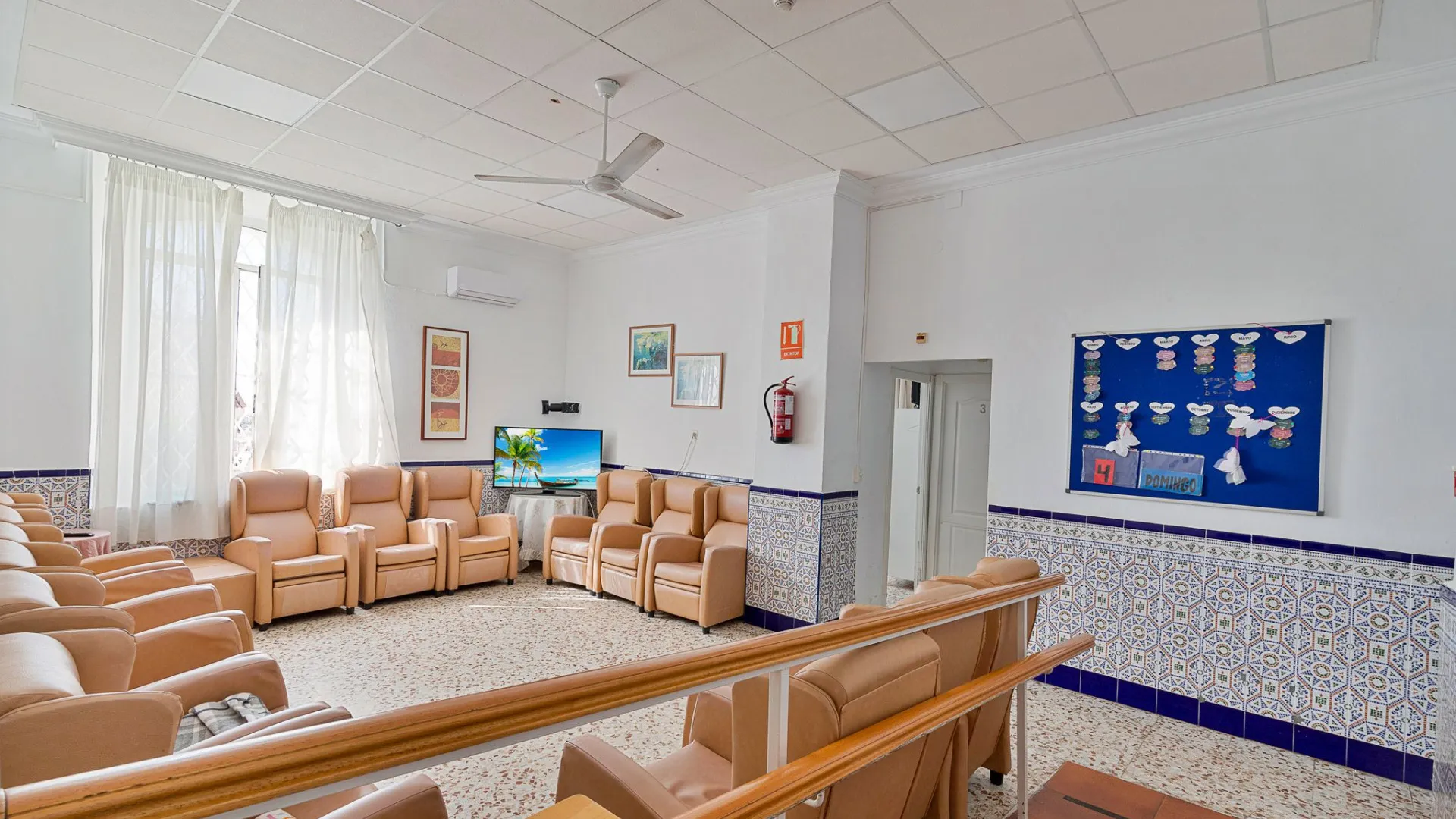 Puerto de la Torre unique building for sale