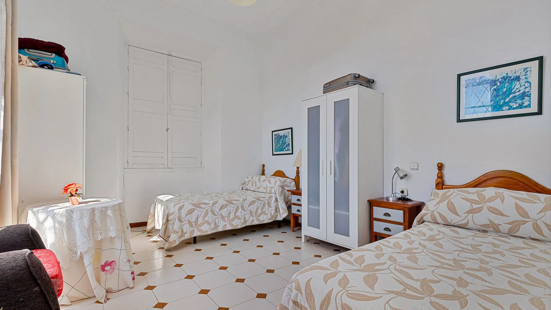 Puerto de la Torre unique building for sale