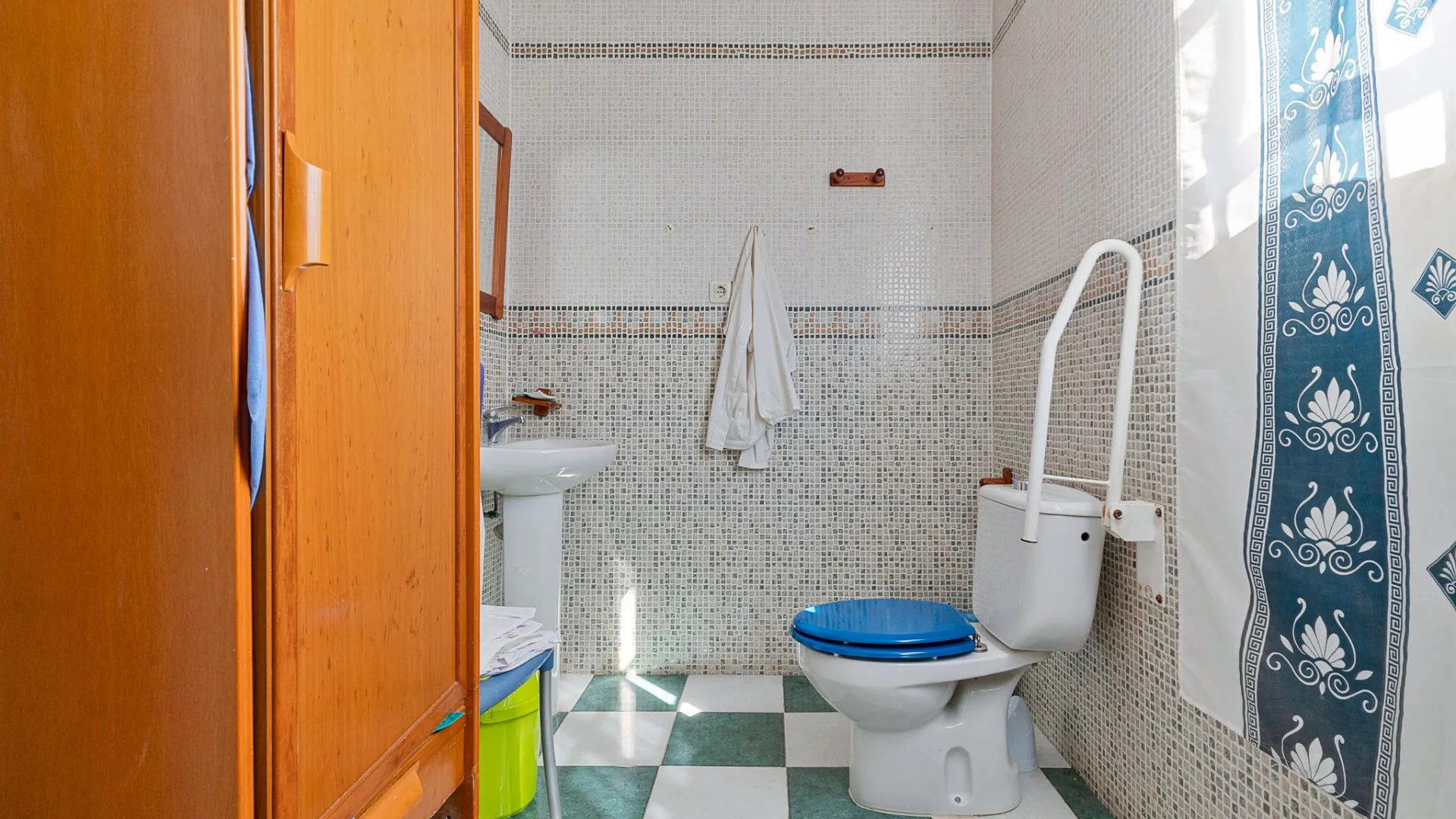 Puerto de la Torre unique building for sale