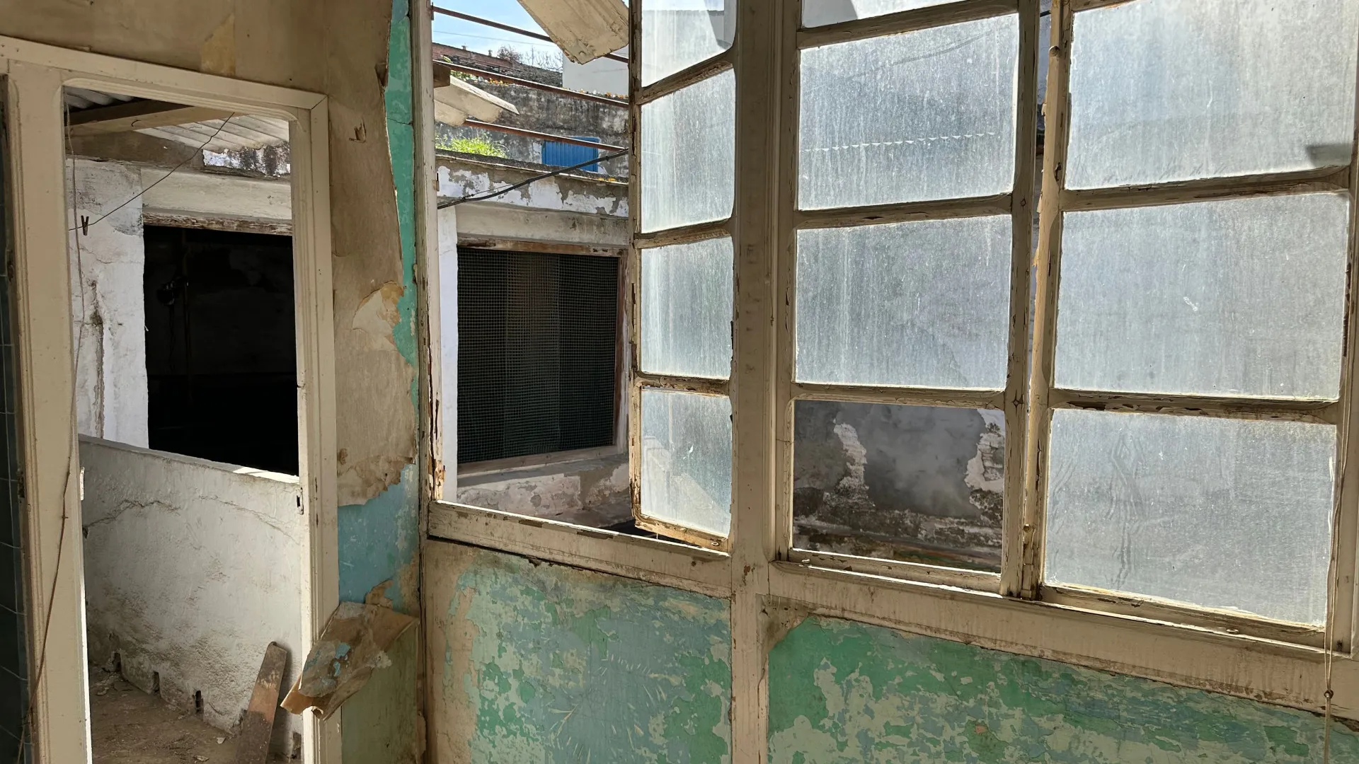 Unique building for sale in Velez Malaga