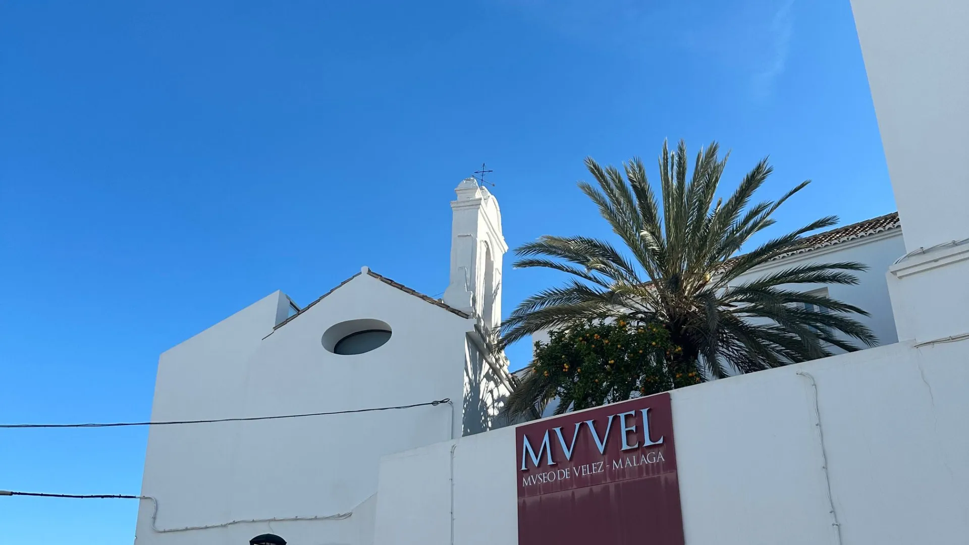 Unique building for sale in Velez Malaga