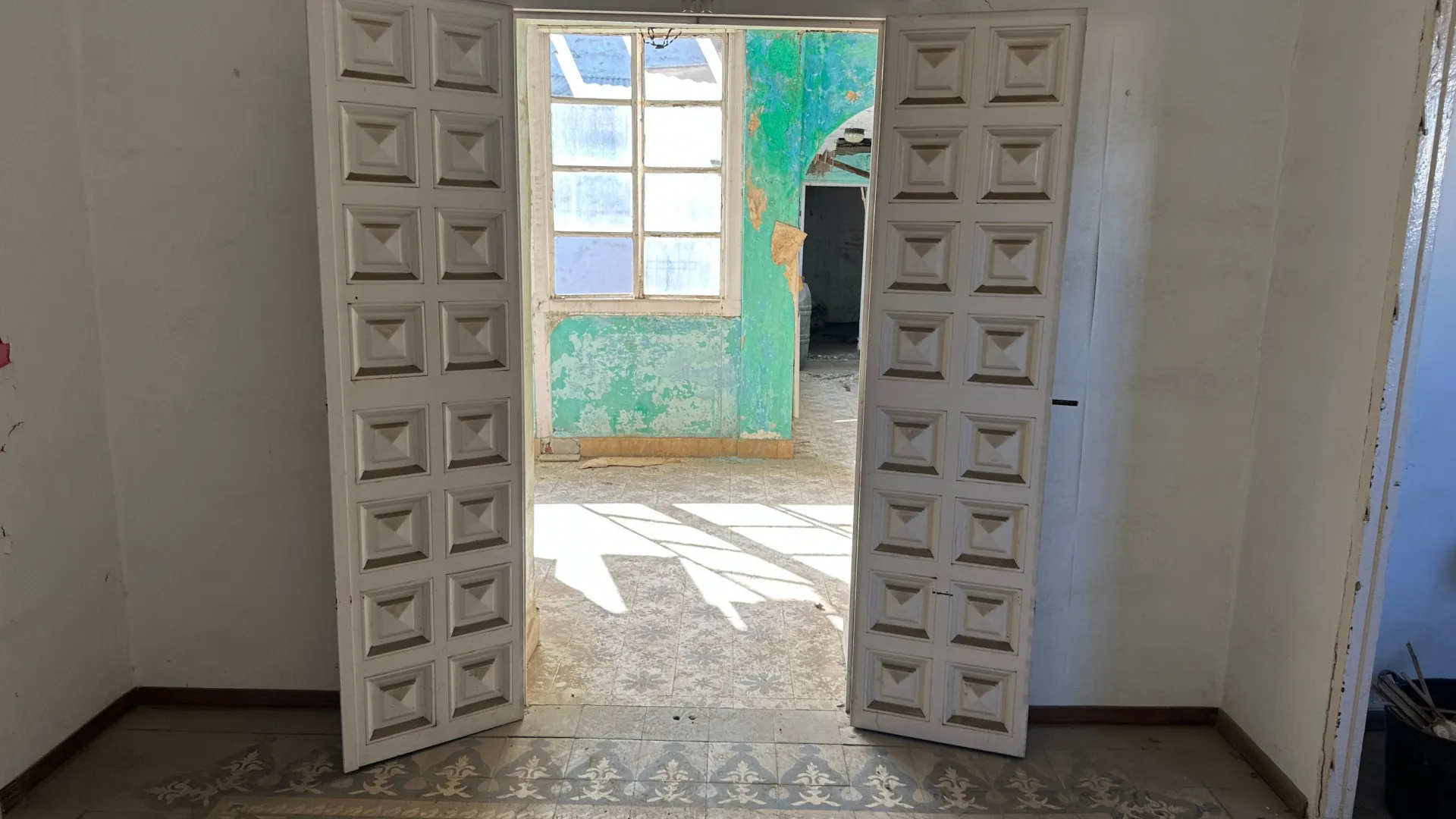 Unique building for sale in Velez Malaga