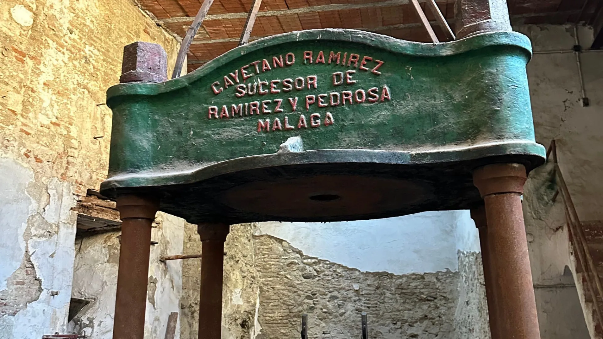 Unique building for sale in Velez Malaga