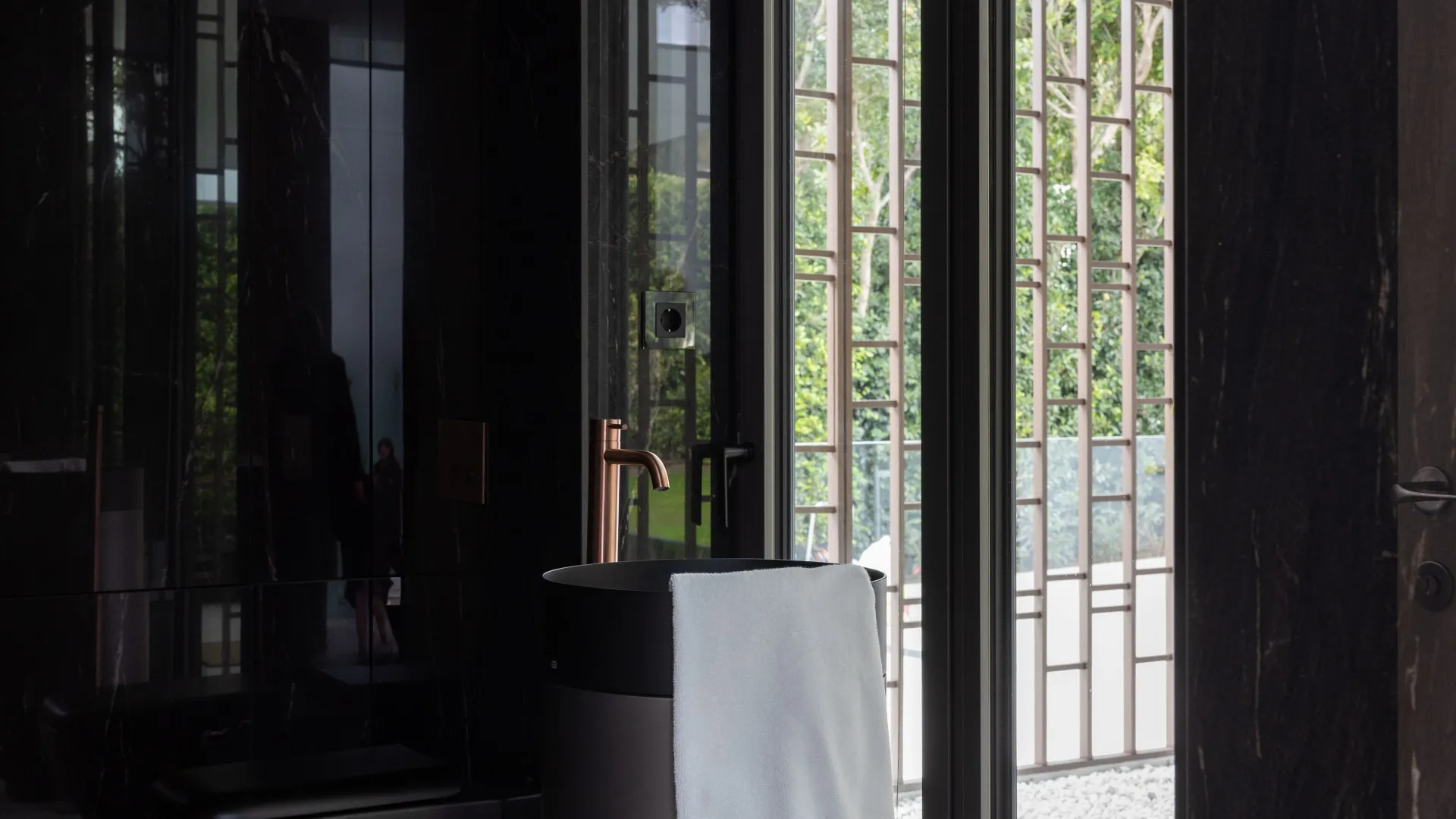 Se vende villa de 5 dormitorios en Marbella Golden Mile