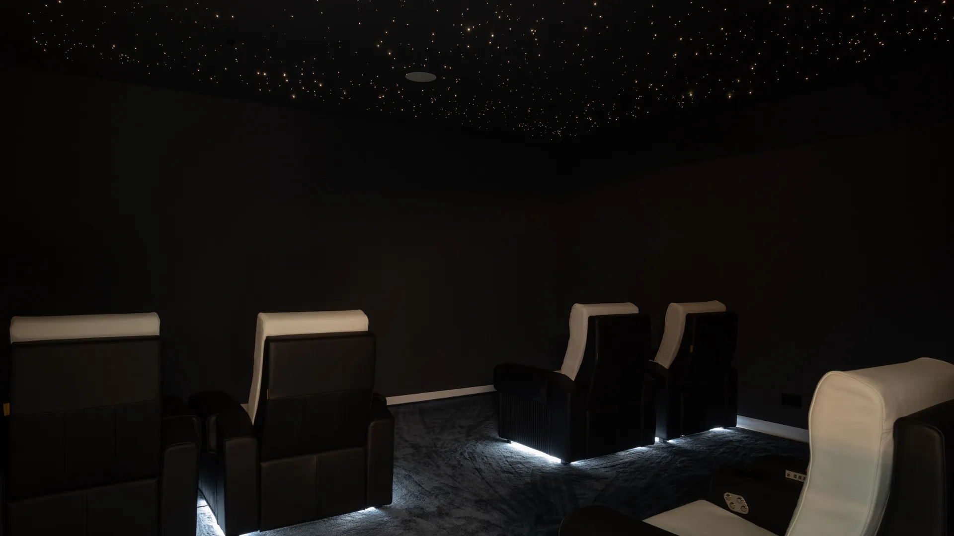 Se vende villa de 5 dormitorios en Marbella Golden Mile