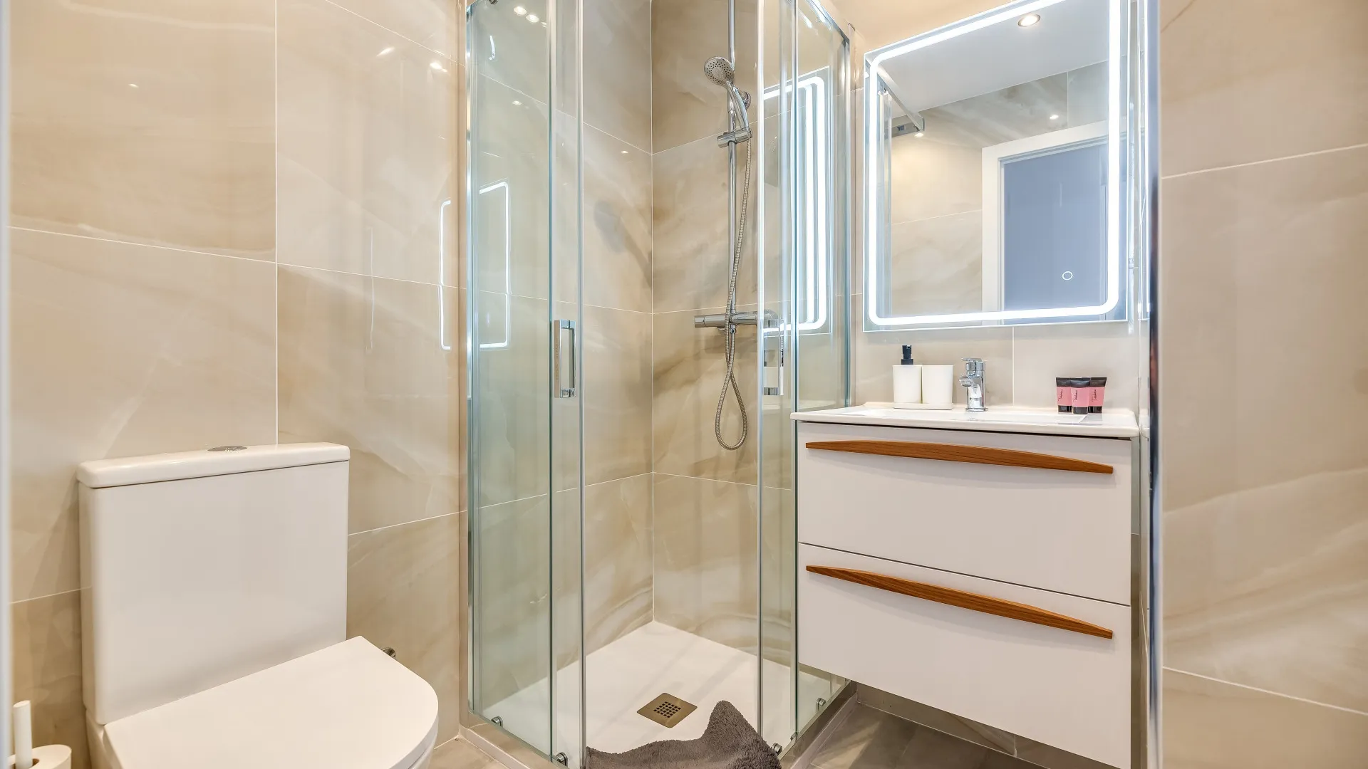 Estepona, apartamento en venta con 5 dormitorios
